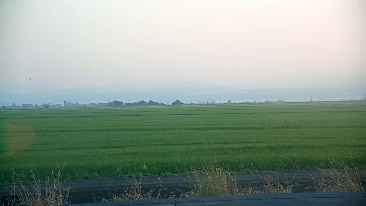Western Canal Thermalito AfterBay & Butte Valley View Live Cam - Thermalito, Butte, California, USA
