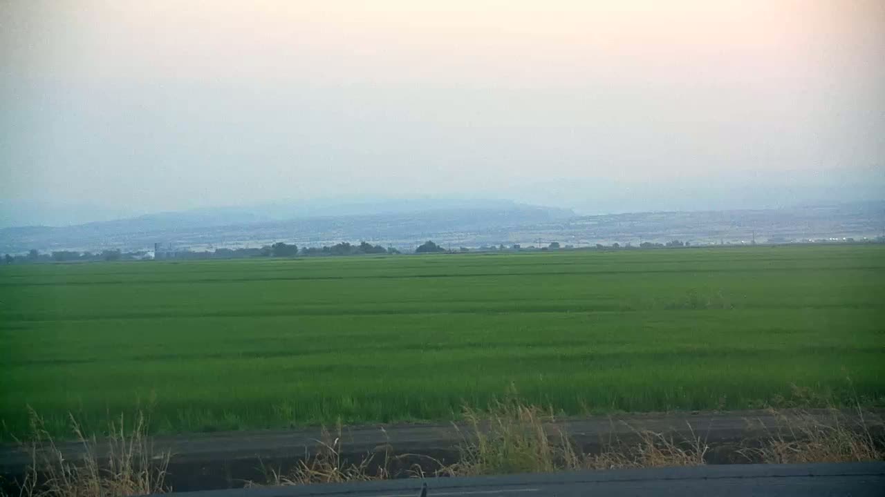 Western Canal Thermalito AfterBay & Butte Valley View Live Cam - Thermalito, Butte, California, USA