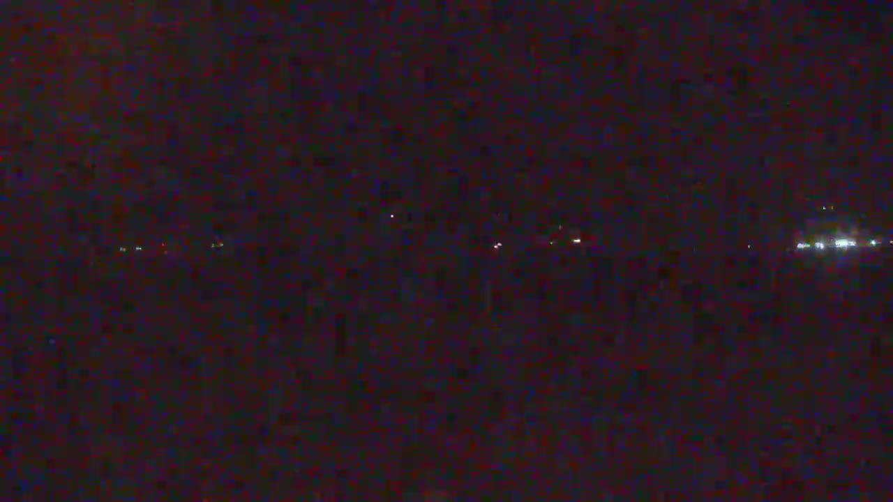 Western Canal Thermalito AfterBay & Butte Valley View Live Cam - Thermalito, Butte, California, USA