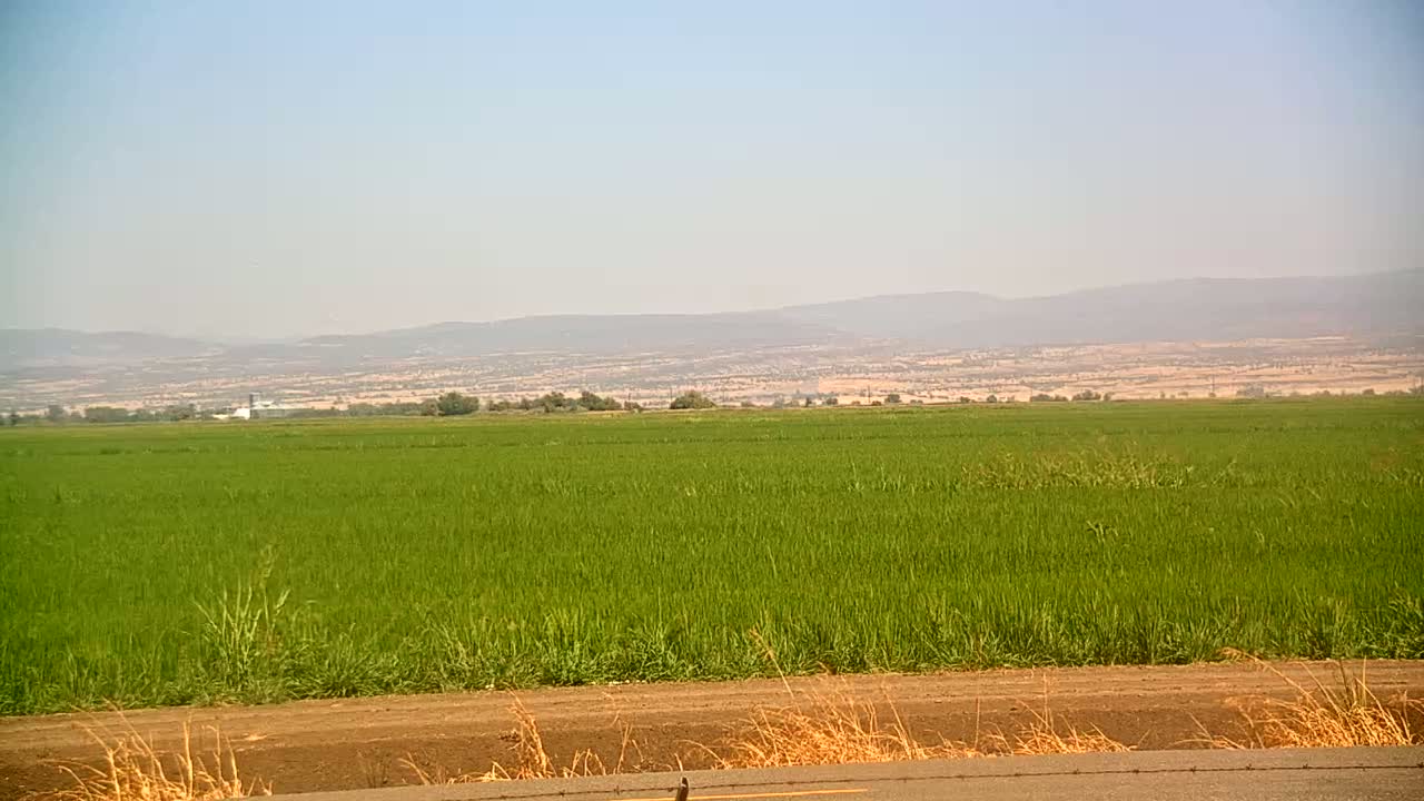 Western Canal Thermalito AfterBay & Butte Valley View Live Cam - Thermalito, Butte, California, USA