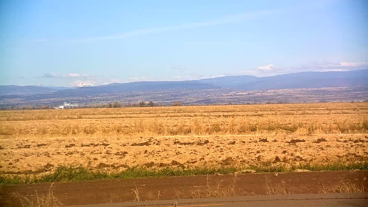 Western Canal Thermalito AfterBay & Butte Valley View Live Cam - Thermalito, Butte, California, USA