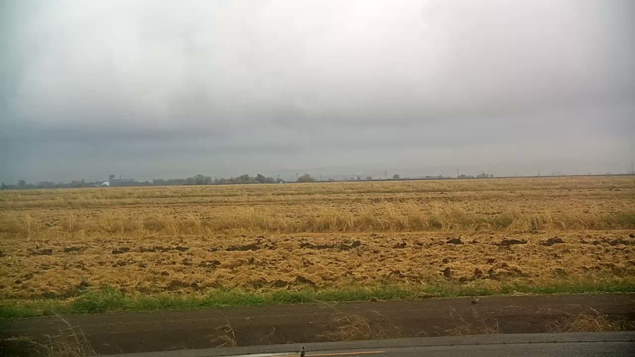 Western Canal Thermalito AfterBay & Butte Valley View Live Cam - Thermalito, Butte, California, USA