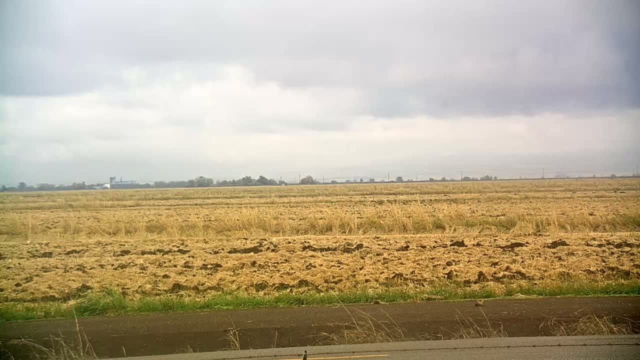 Western Canal Thermalito AfterBay & Butte Valley View Live Cam - Thermalito, Butte, California, USA