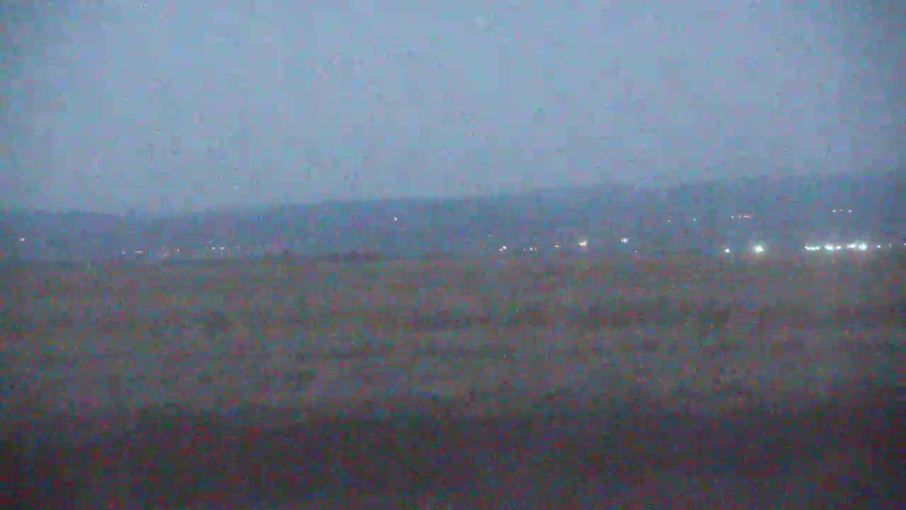 Western Canal Thermalito AfterBay & Butte Valley View Live Cam - Thermalito, Butte, California, USA