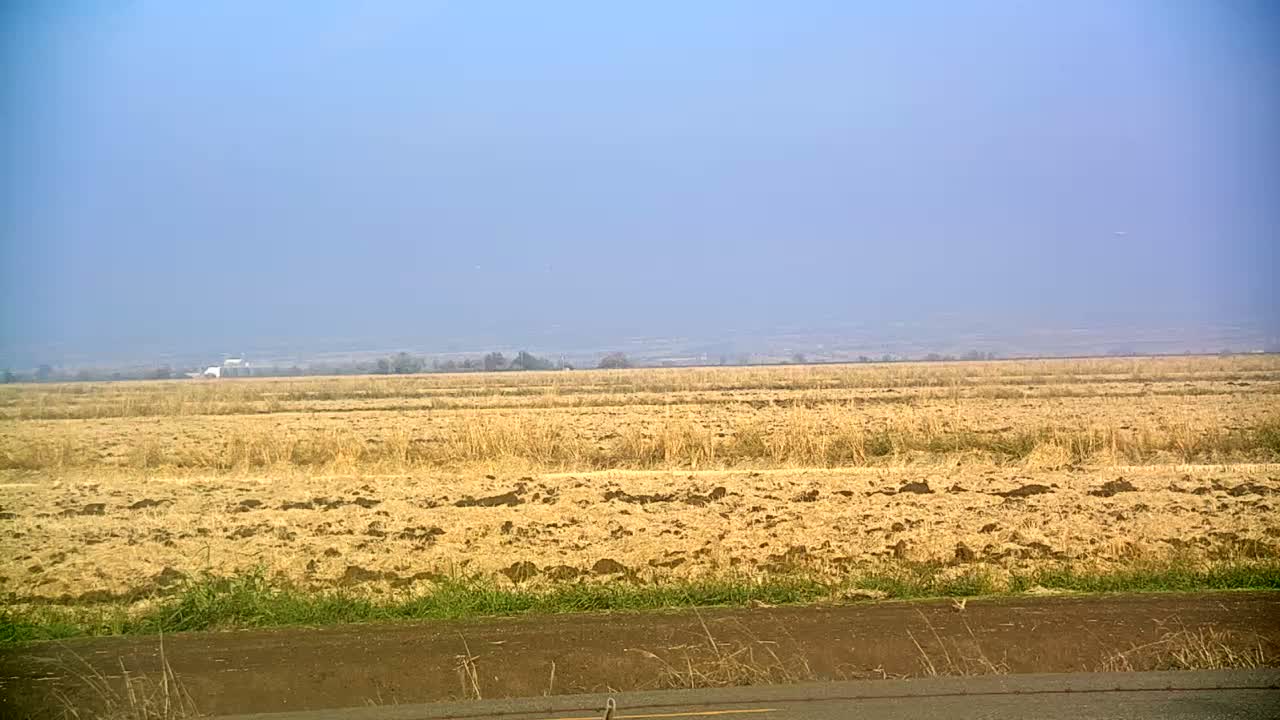 Western Canal Thermalito AfterBay & Butte Valley View Live Cam - Thermalito, Butte, California, USA