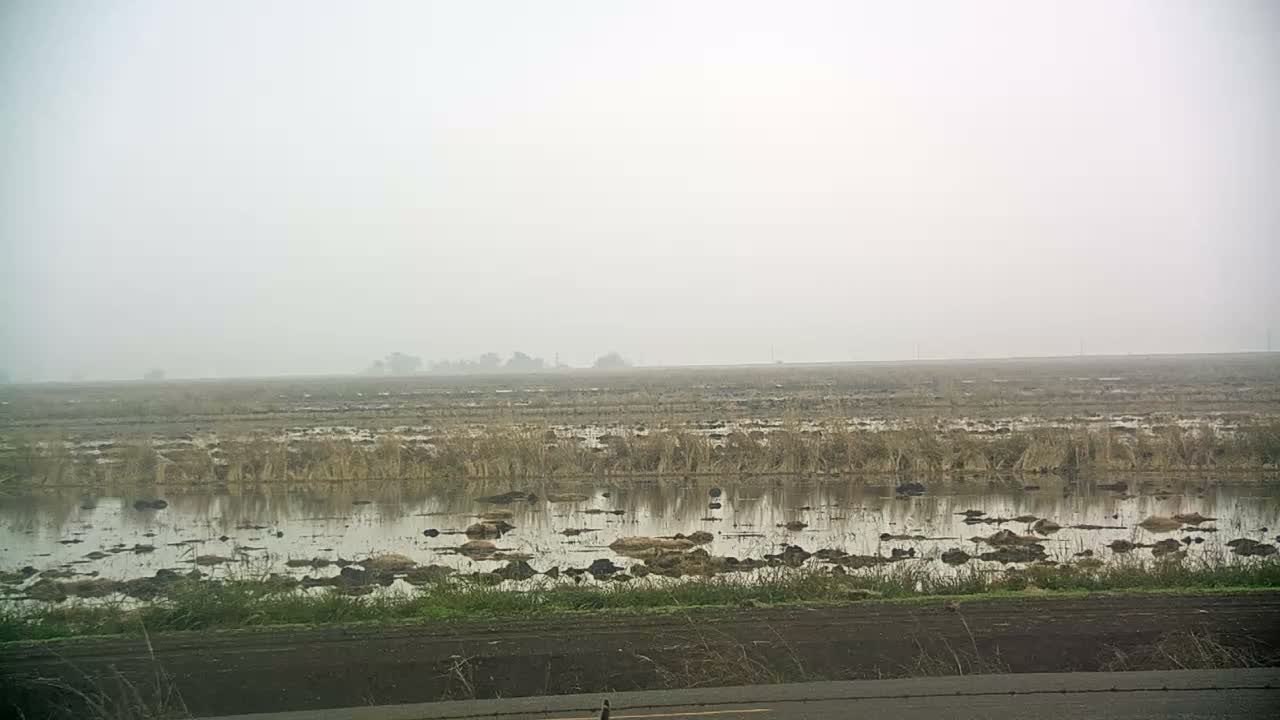 Western Canal Thermalito AfterBay & Butte Valley View Live Cam - Thermalito, Butte, California, USA