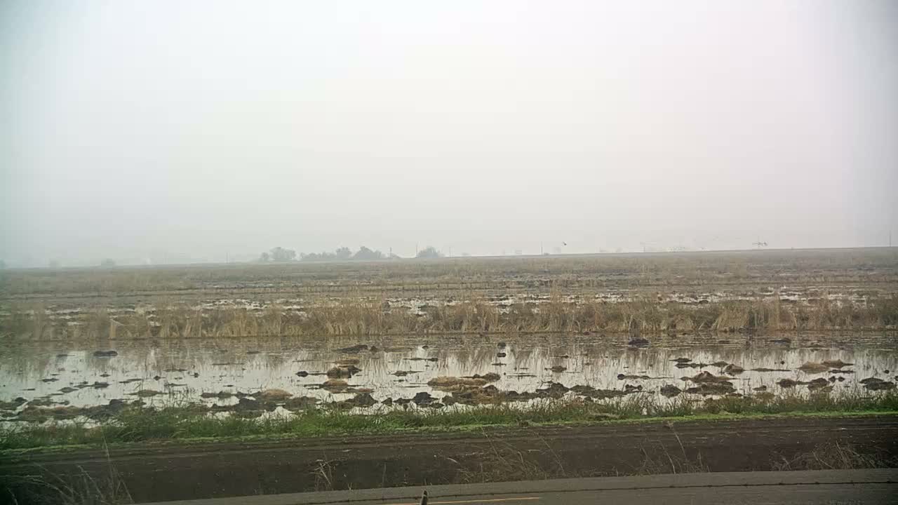 Western Canal Thermalito AfterBay & Butte Valley View Live Cam - Thermalito, Butte, California, USA