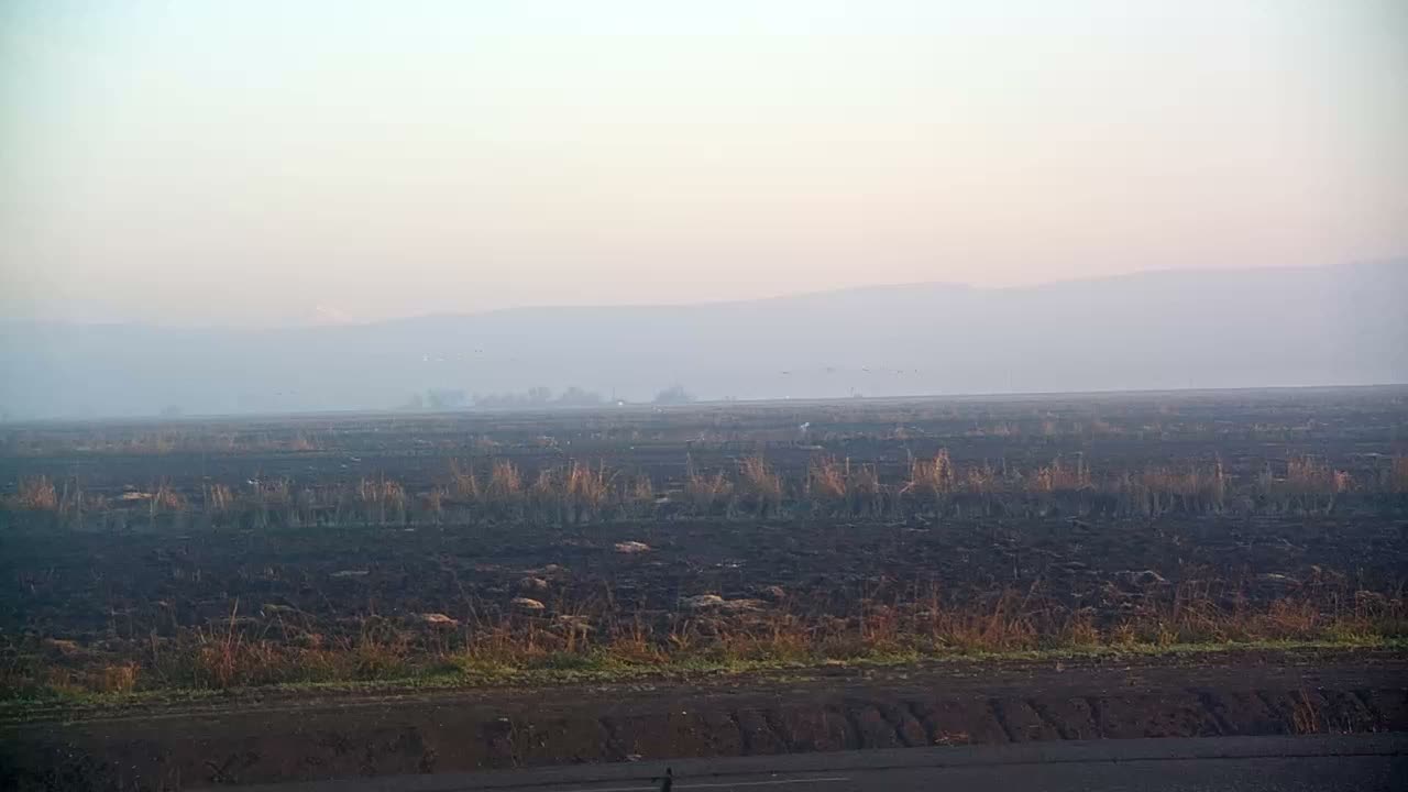 Western Canal Thermalito AfterBay & Butte Valley View Live Cam - Thermalito, Butte, California, USA