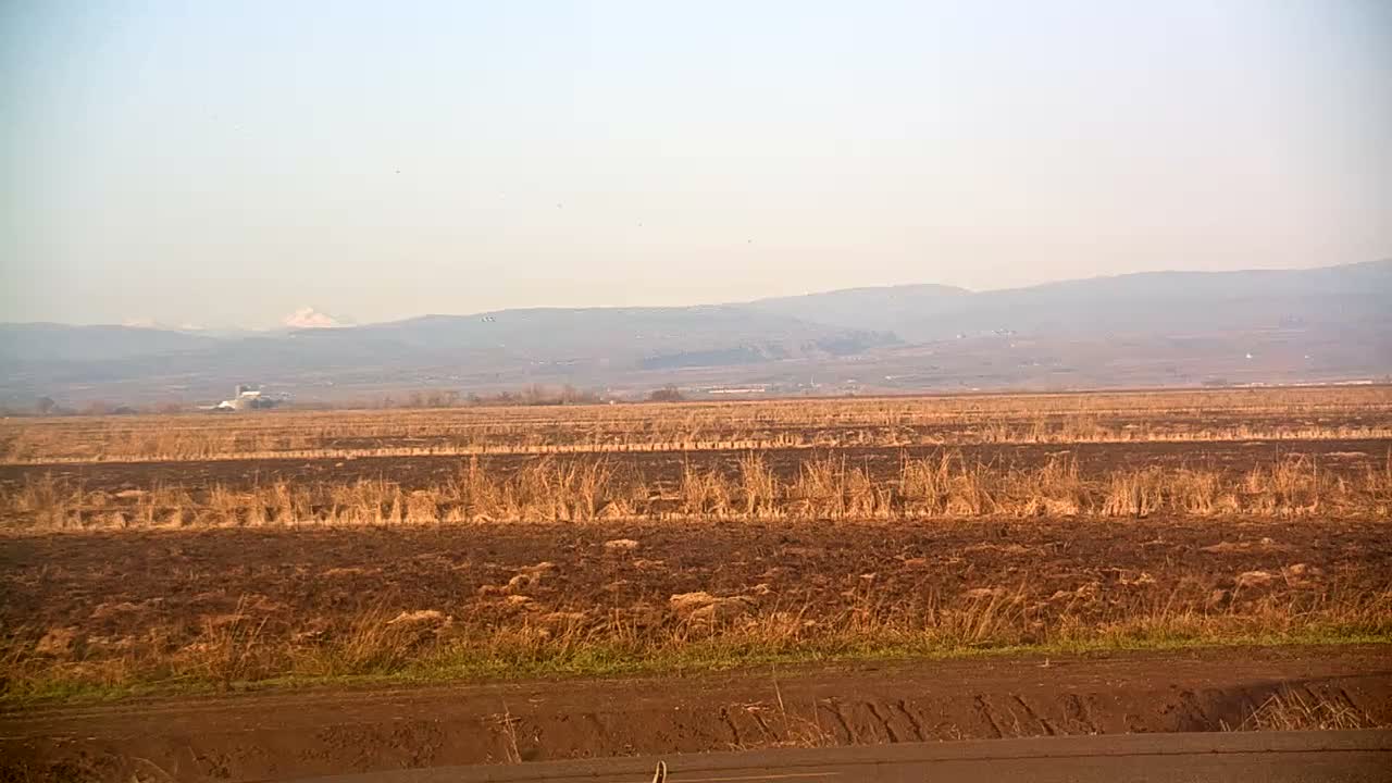Western Canal Thermalito AfterBay & Butte Valley View Live Cam - Thermalito, Butte, California, USA