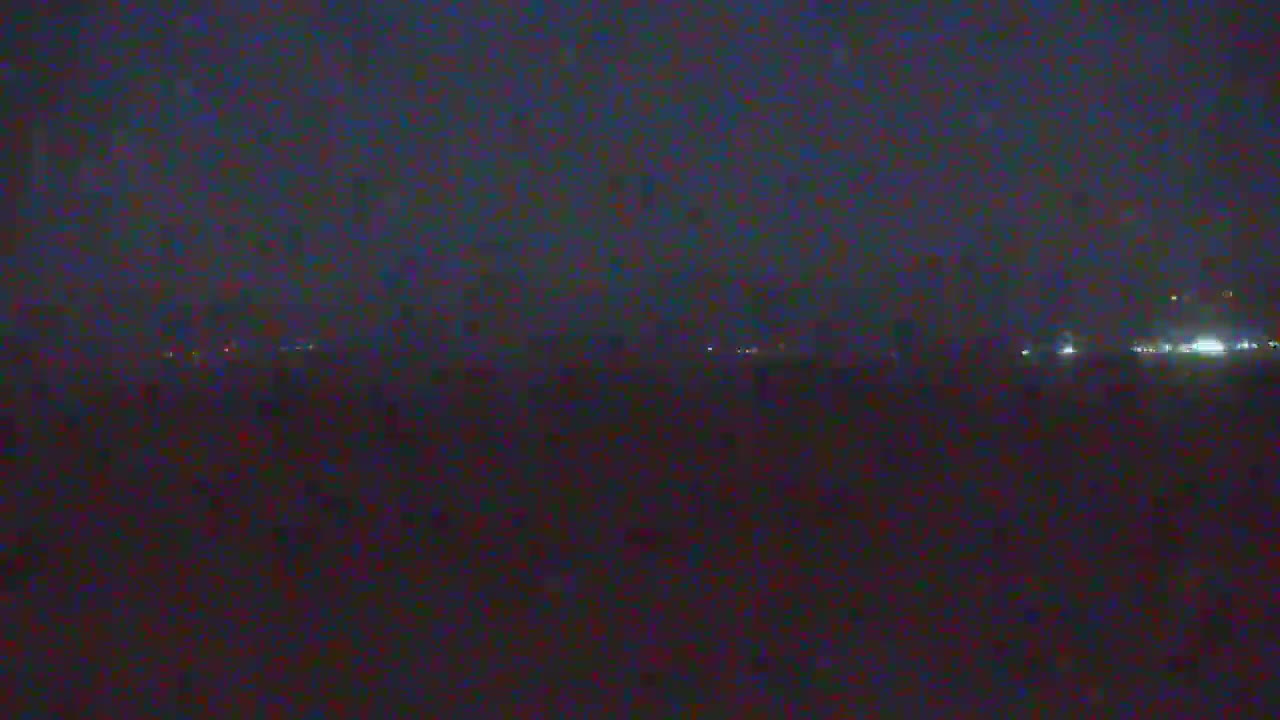 Western Canal Thermalito AfterBay & Butte Valley View Live Cam - Thermalito, Butte, California, USA