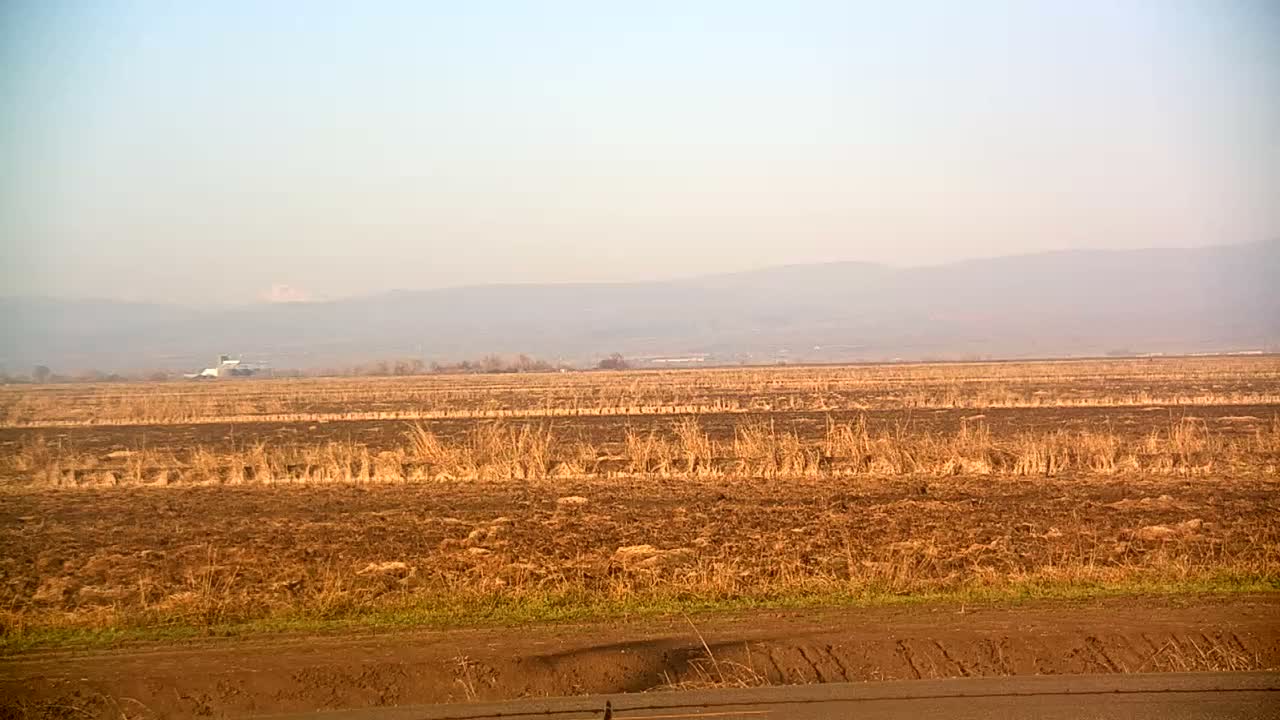 Western Canal Thermalito AfterBay & Butte Valley View Live Cam - Thermalito, Butte, California, USA