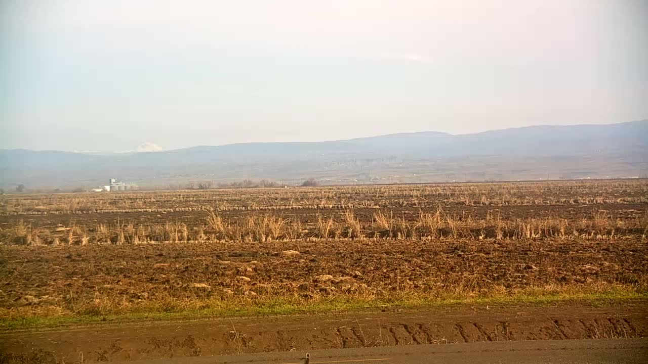 Western Canal Thermalito AfterBay & Butte Valley View Live Cam - Thermalito, Butte, California, USA