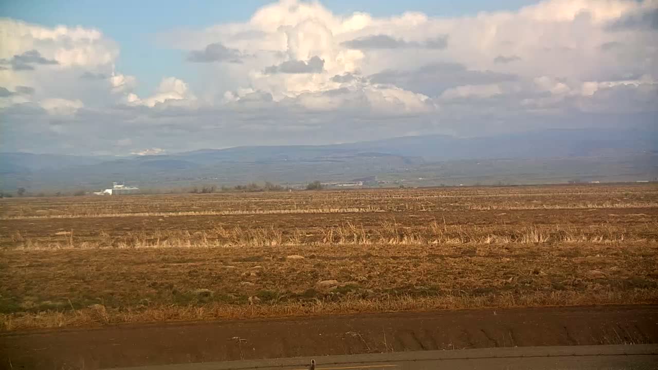 Western Canal Thermalito AfterBay & Butte Valley View Live Cam - Thermalito, Butte, California, USA