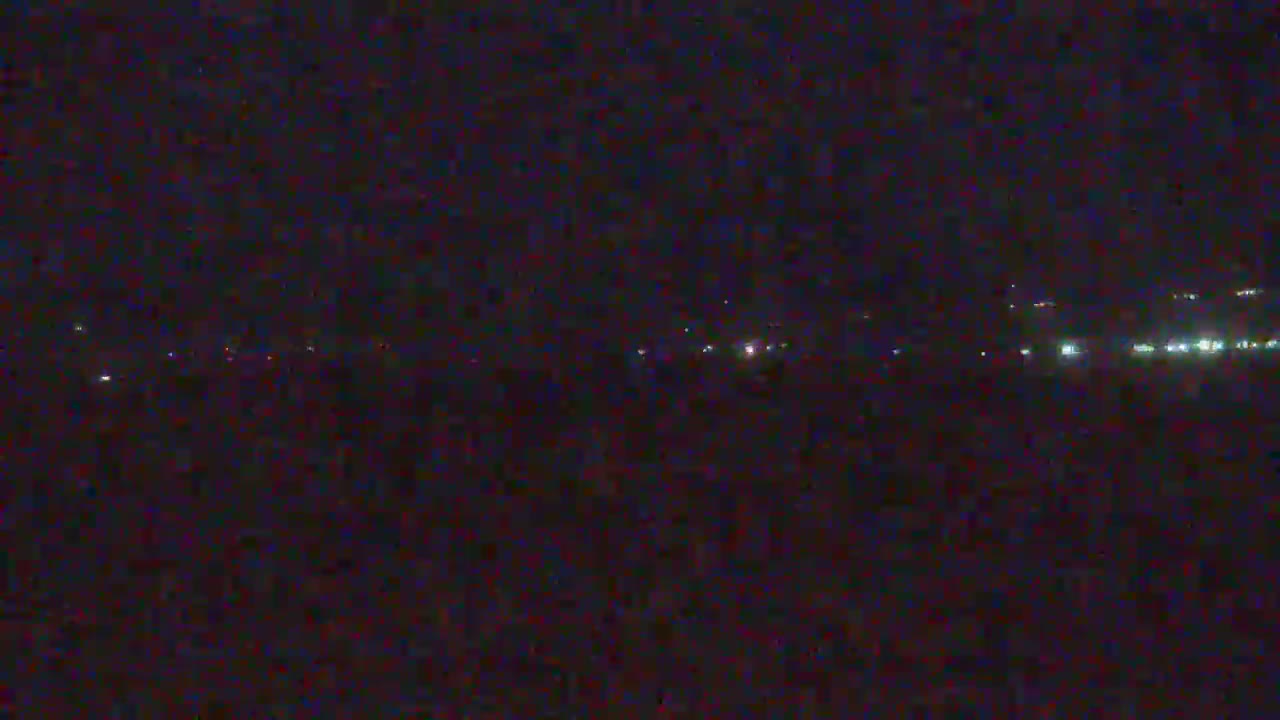 Western Canal Thermalito AfterBay & Butte Valley View Live Cam - Thermalito, Butte, California, USA