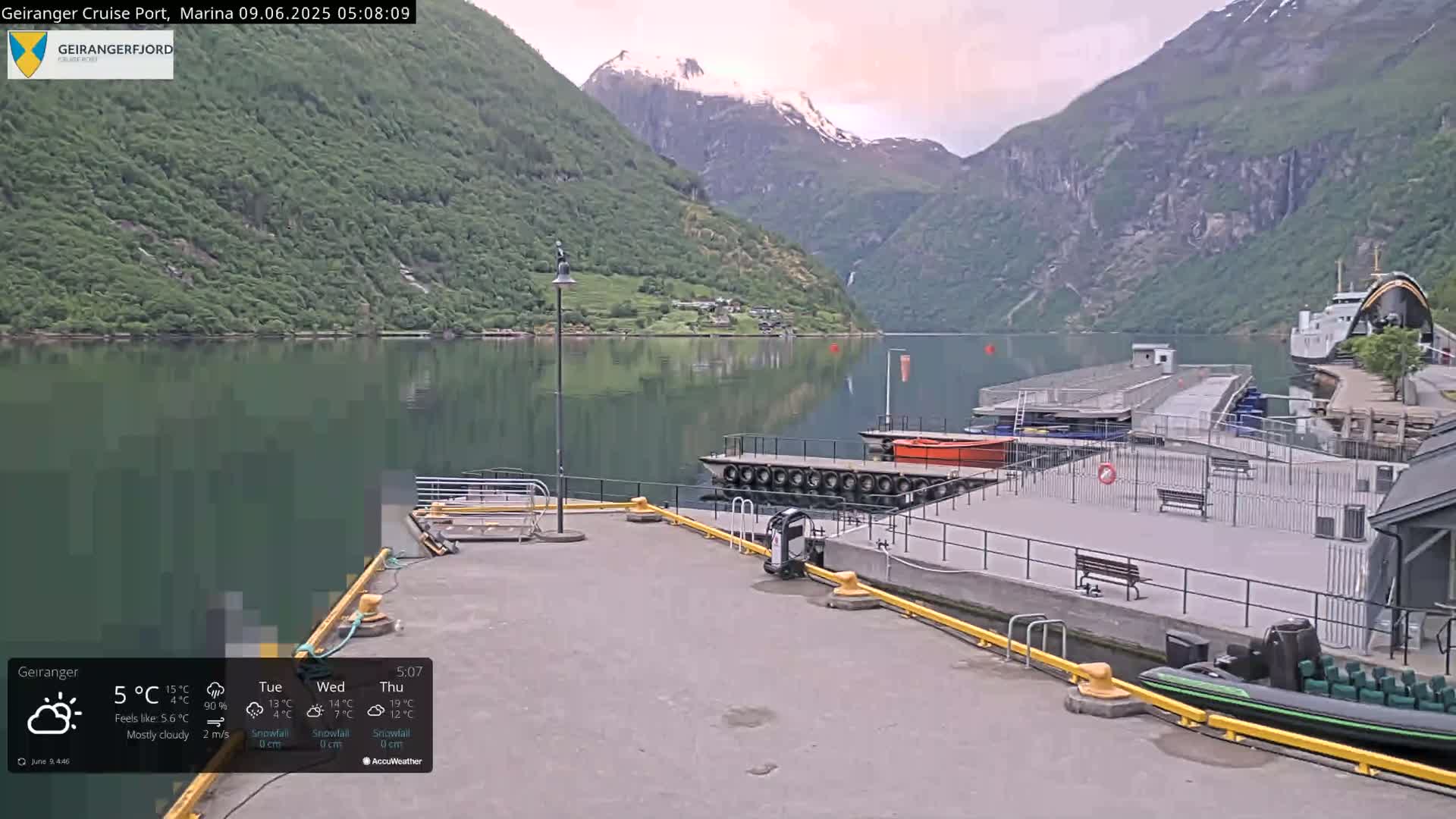 Geiranger Marine & Village  Live Cam - Stranda, Sunmore, More og Romsdal, Norway