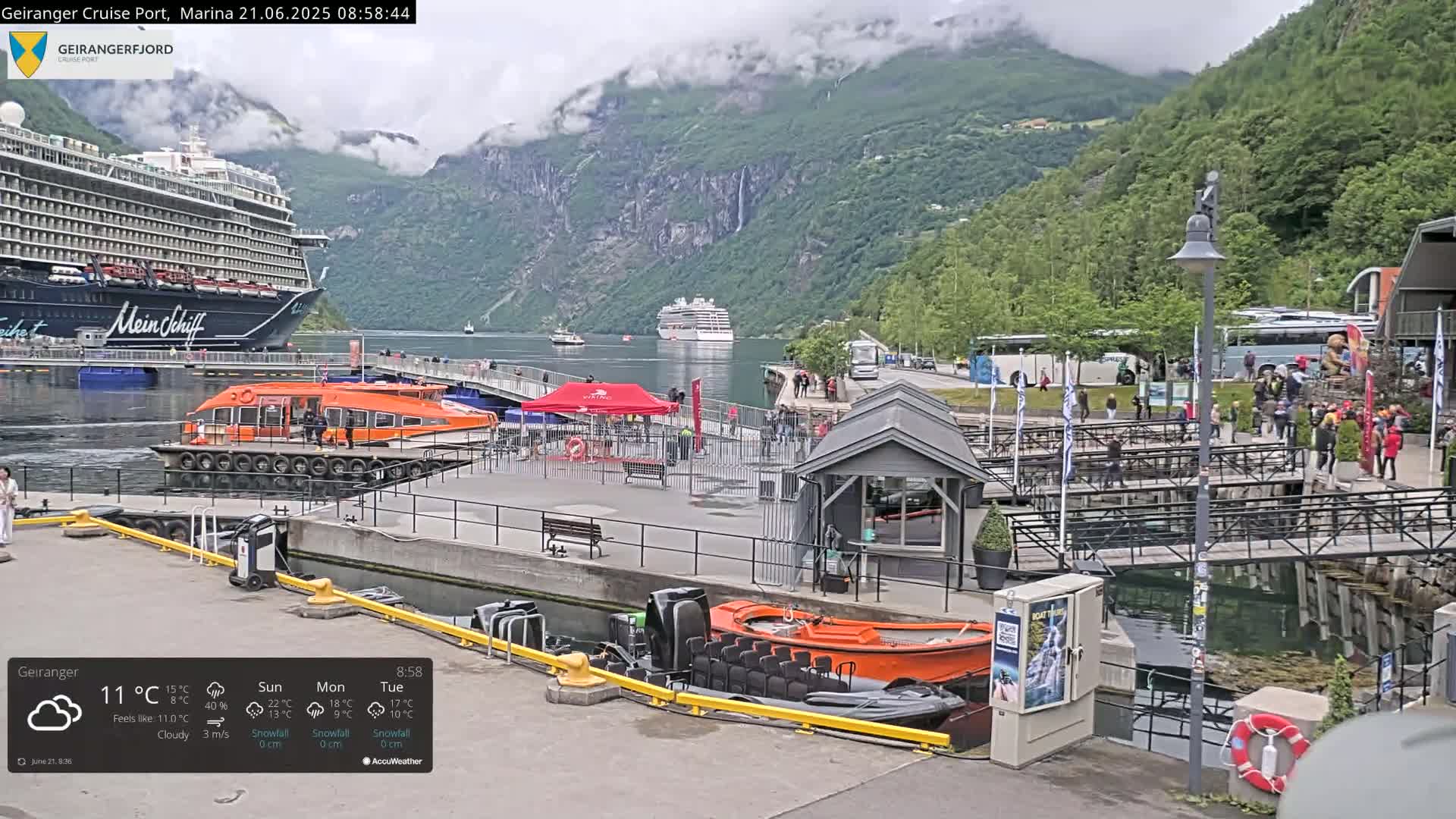 Geiranger Marine & Village  Live Cam - Stranda, Sunmore, More og Romsdal, Norway
