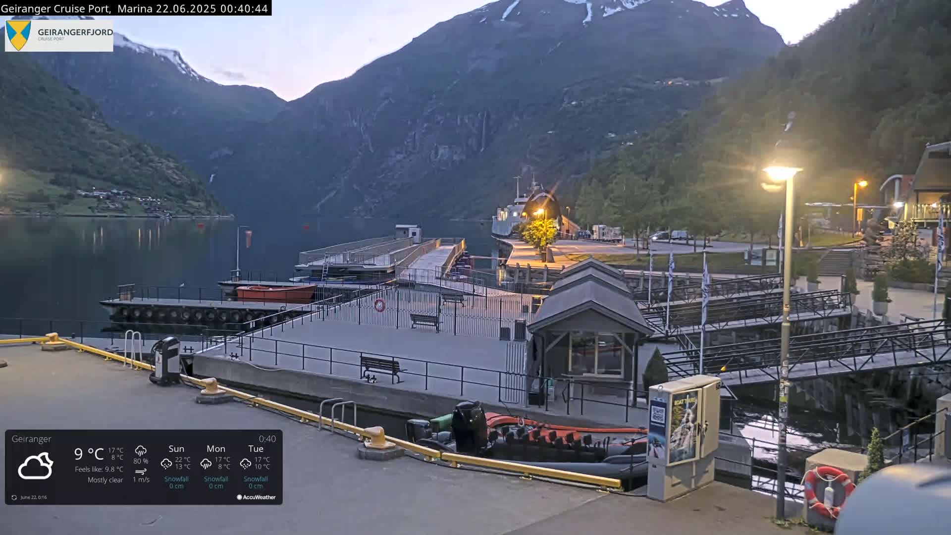 Geiranger Marine & Village  Live Cam - Stranda, Sunmore, More og Romsdal, Norway