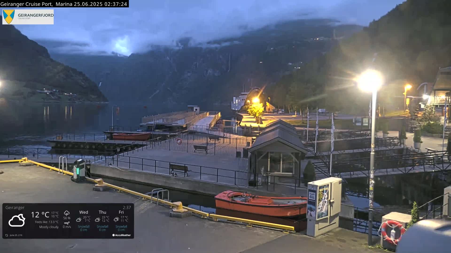 Geiranger Marine & Village  Live Cam - Stranda, Sunmore, More og Romsdal, Norway