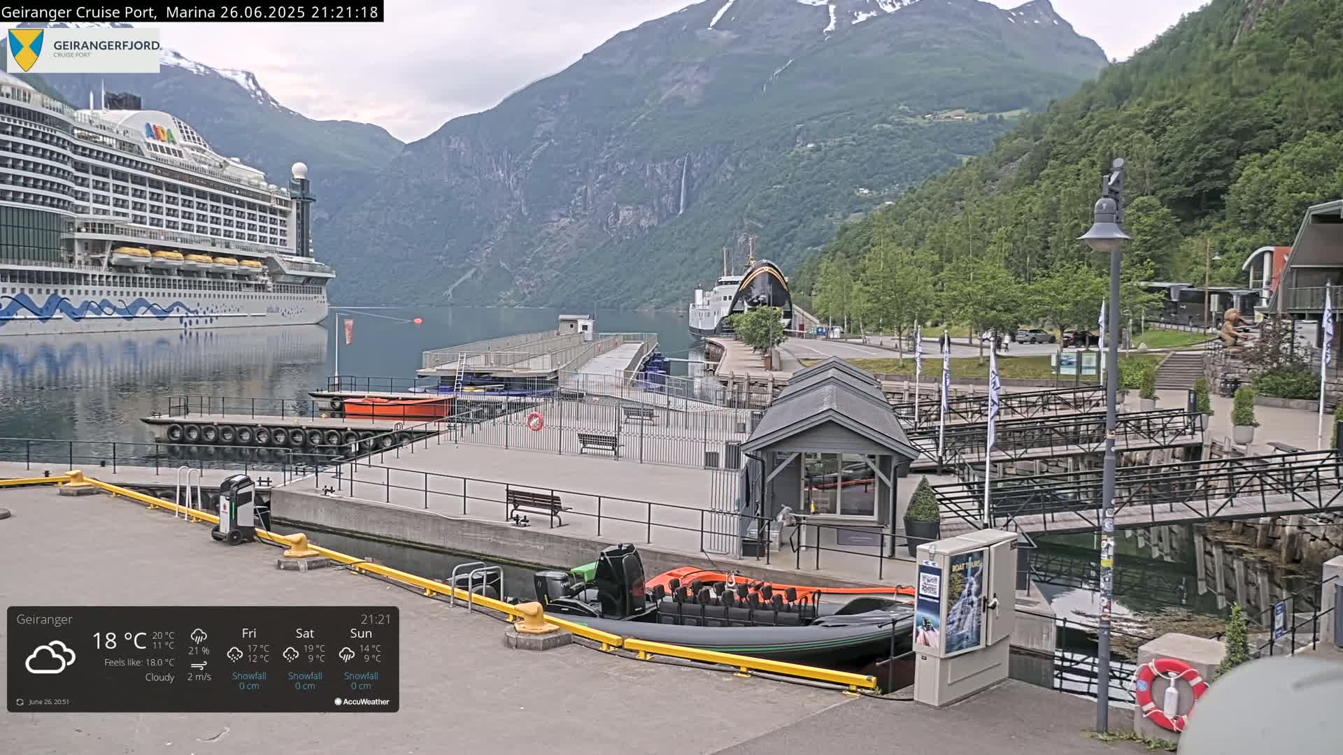 Geiranger Marine & Village  Live Cam - Stranda, Sunmore, More og Romsdal, Norway
