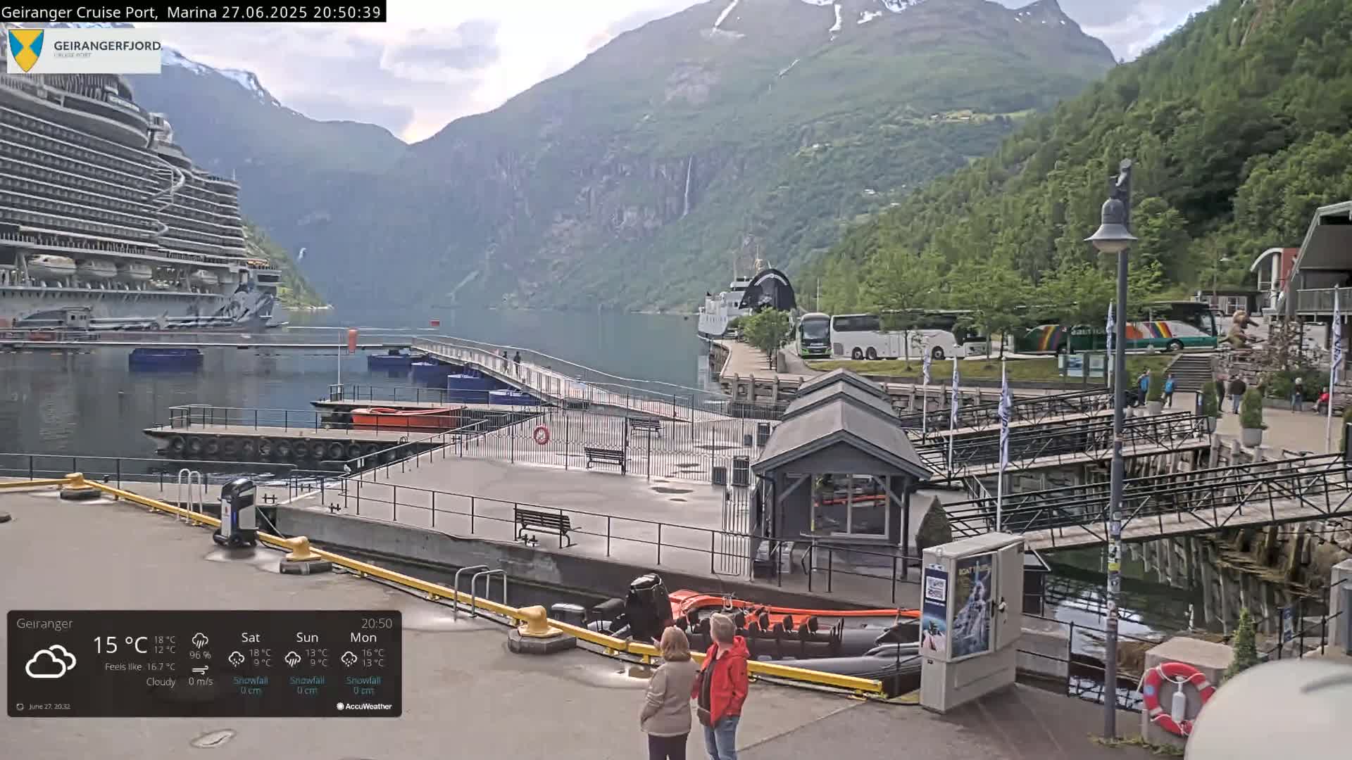 Geiranger Marine & Village  Live Cam - Stranda, Sunmore, More og Romsdal, Norway