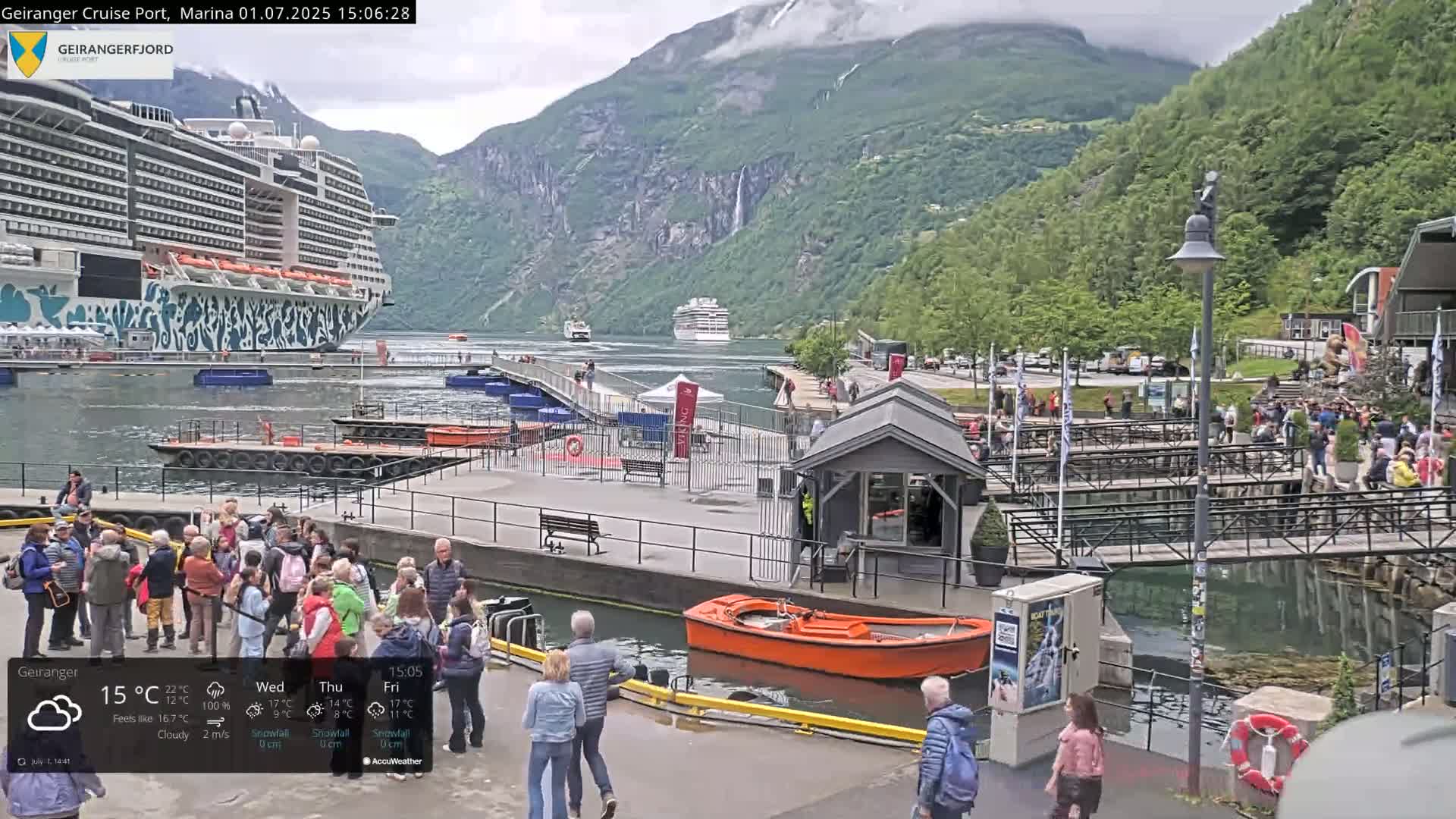 Geiranger Marine & Village  Live Cam - Stranda, Sunmore, More og Romsdal, Norway