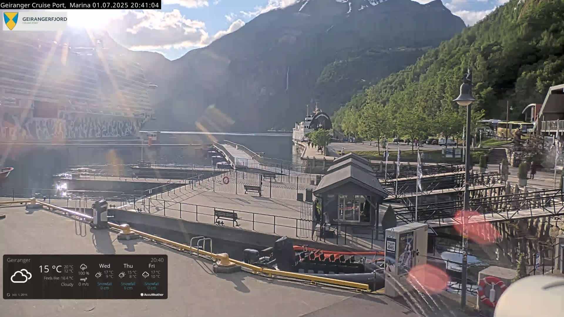 Geiranger Marine & Village  Live Cam - Stranda, Sunmore, More og Romsdal, Norway