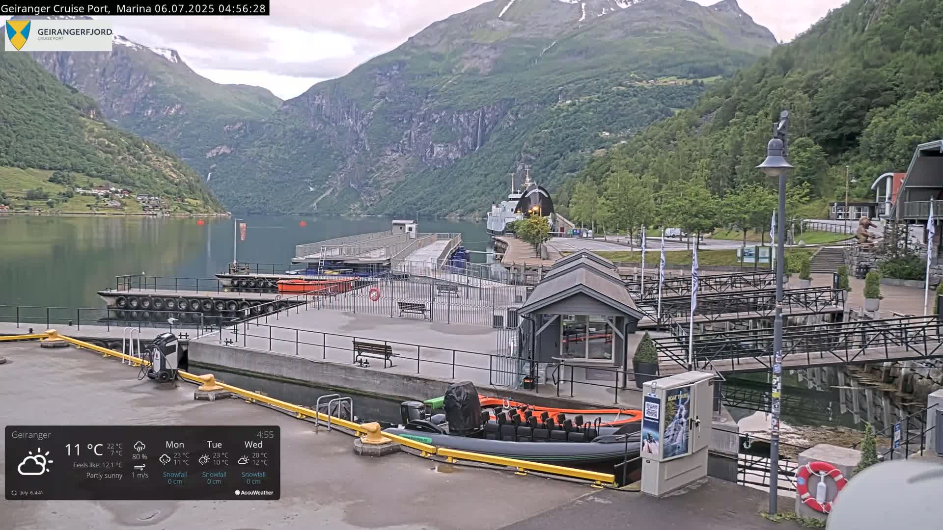 Geiranger Marine & Village  Live Cam - Stranda, Sunmore, More og Romsdal, Norway