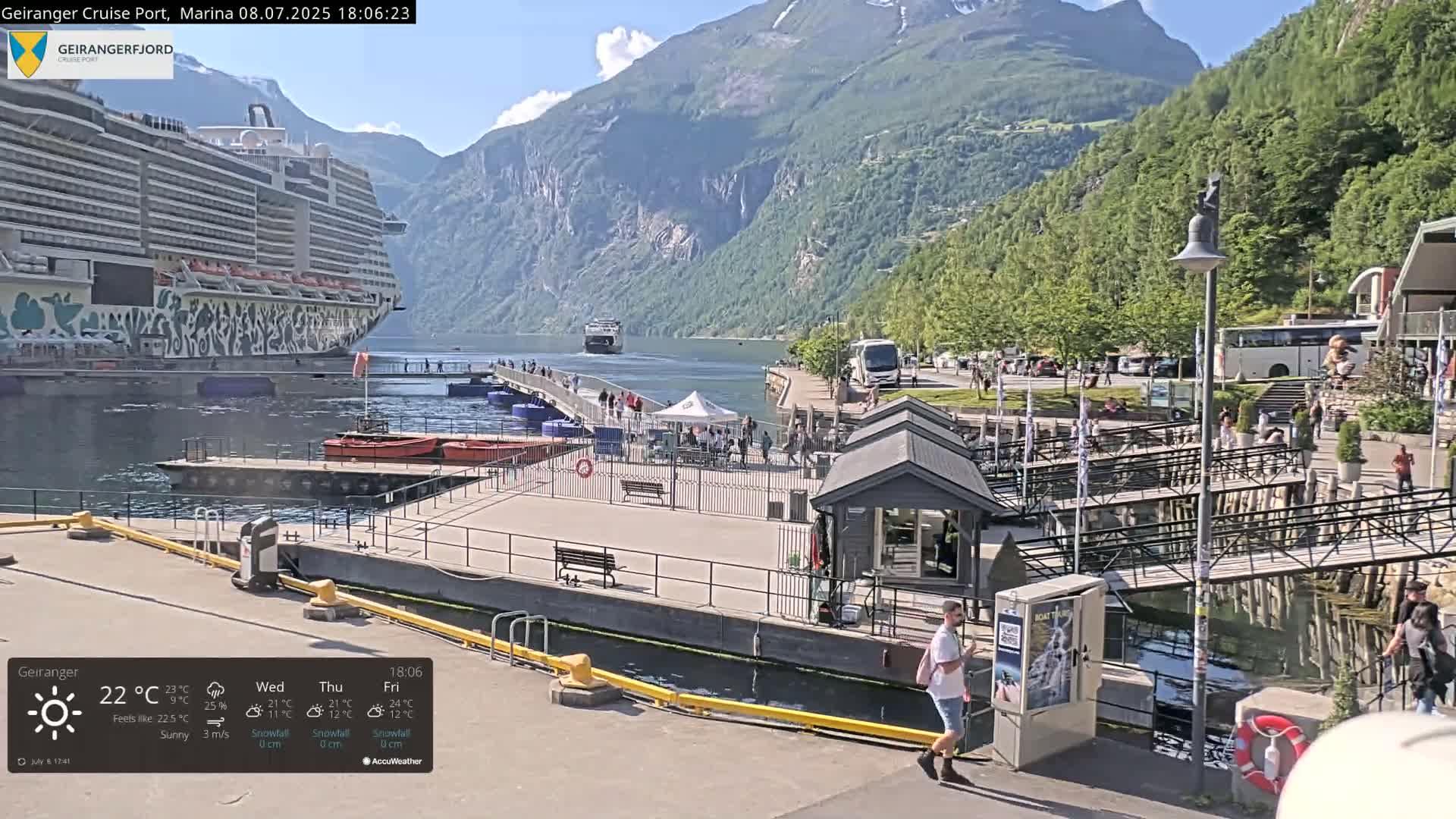 Geiranger Marine & Village  Live Cam - Stranda, Sunmore, More og Romsdal, Norway