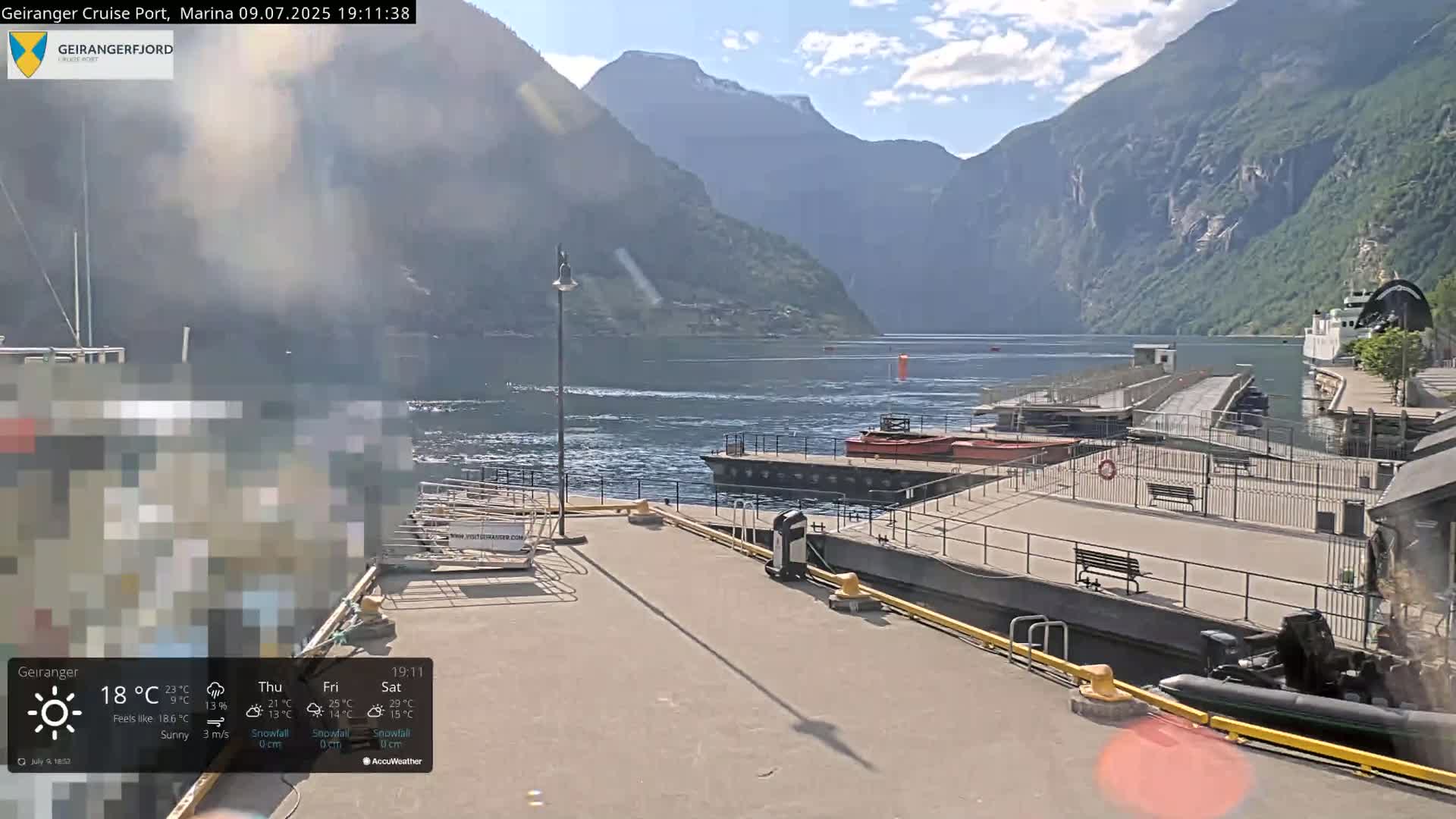 Geiranger Marine & Village  Live Cam - Stranda, Sunmore, More og Romsdal, Norway