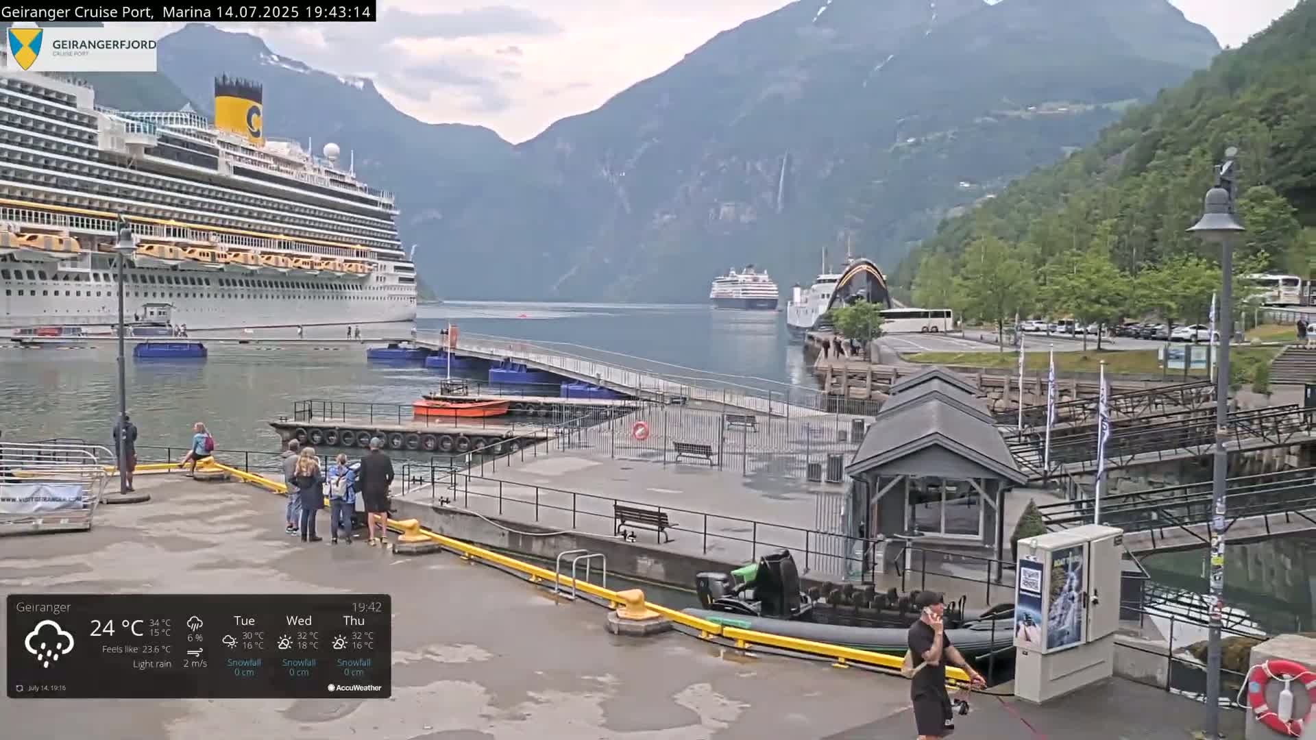 Geiranger Marine & Village  Live Cam - Stranda, Sunmore, More og Romsdal, Western Norway, Norway