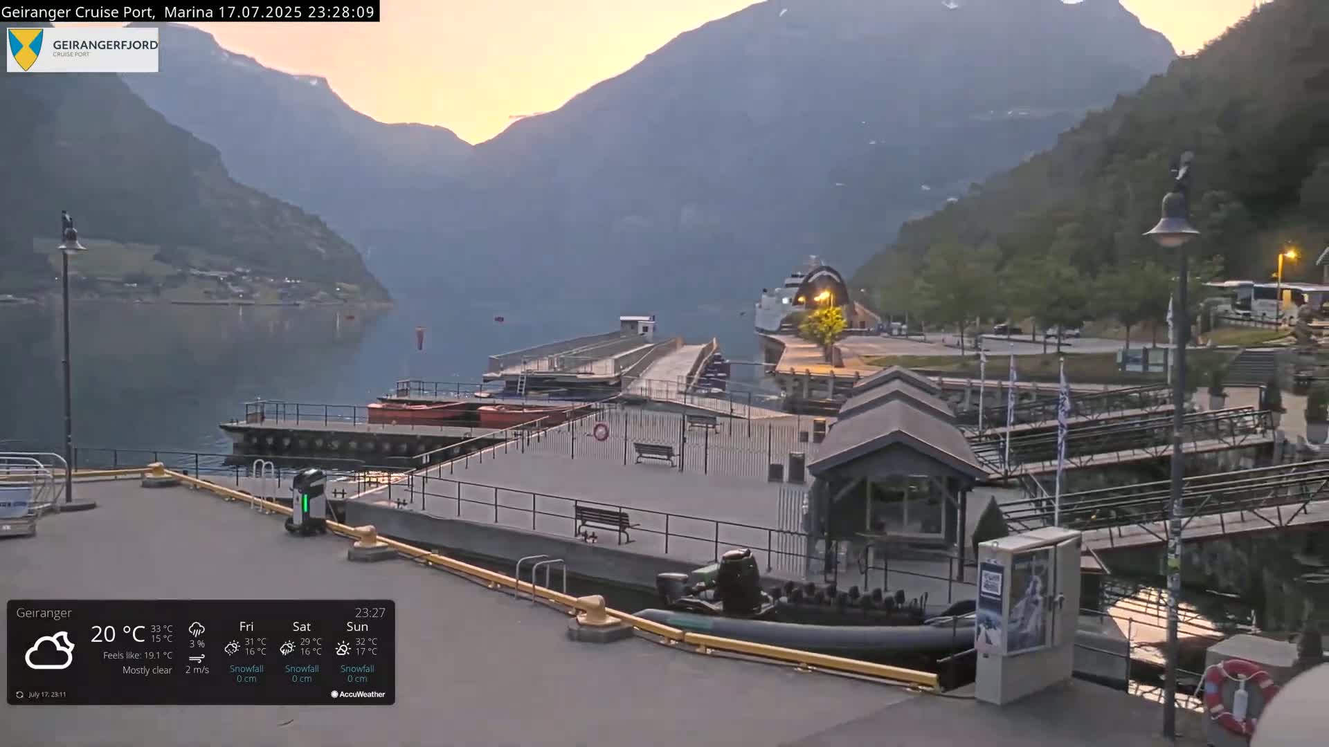 Geiranger Marine & Village  Live Cam - Stranda, Sunmore, More og Romsdal, Western Norway, Norway