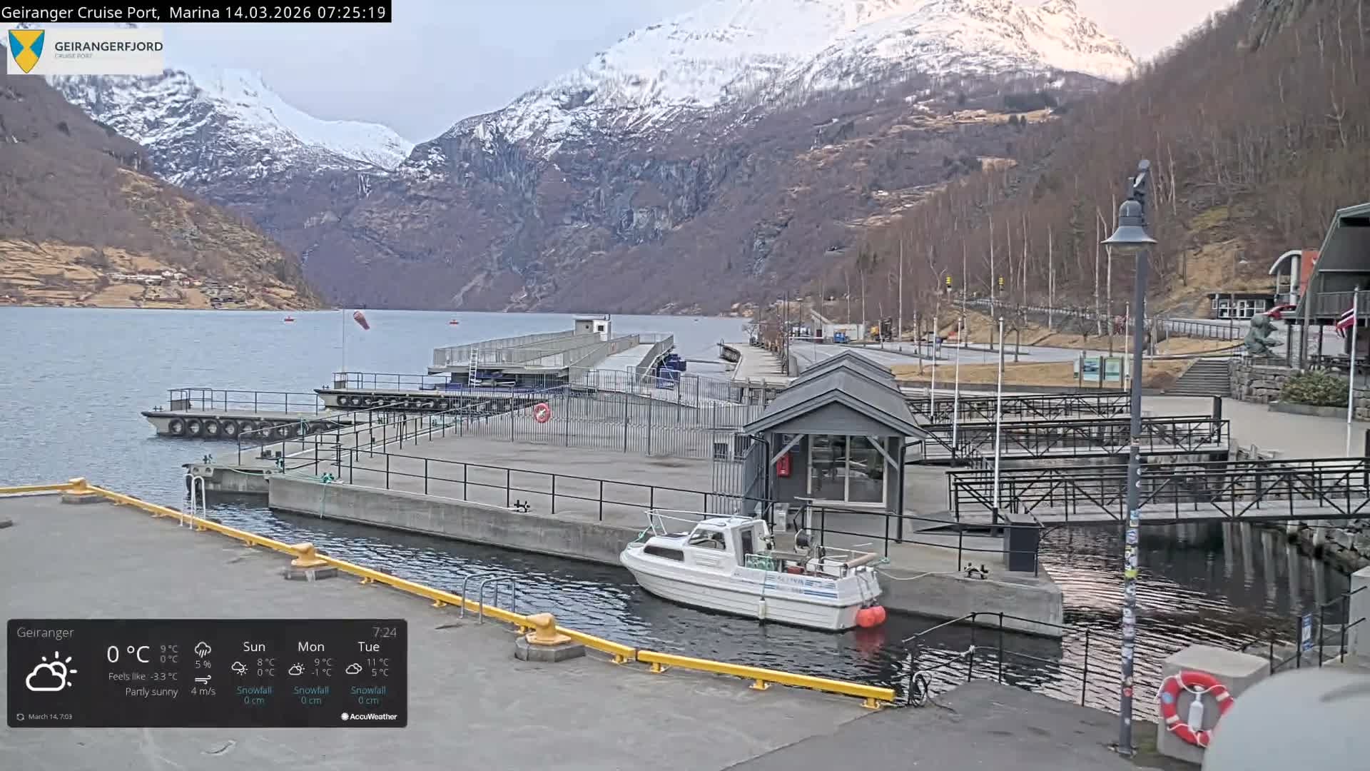 Geiranger Marine & Village  Live Cam - Stranda, Sunmore, More og Romsdal, Western Norway, Norway