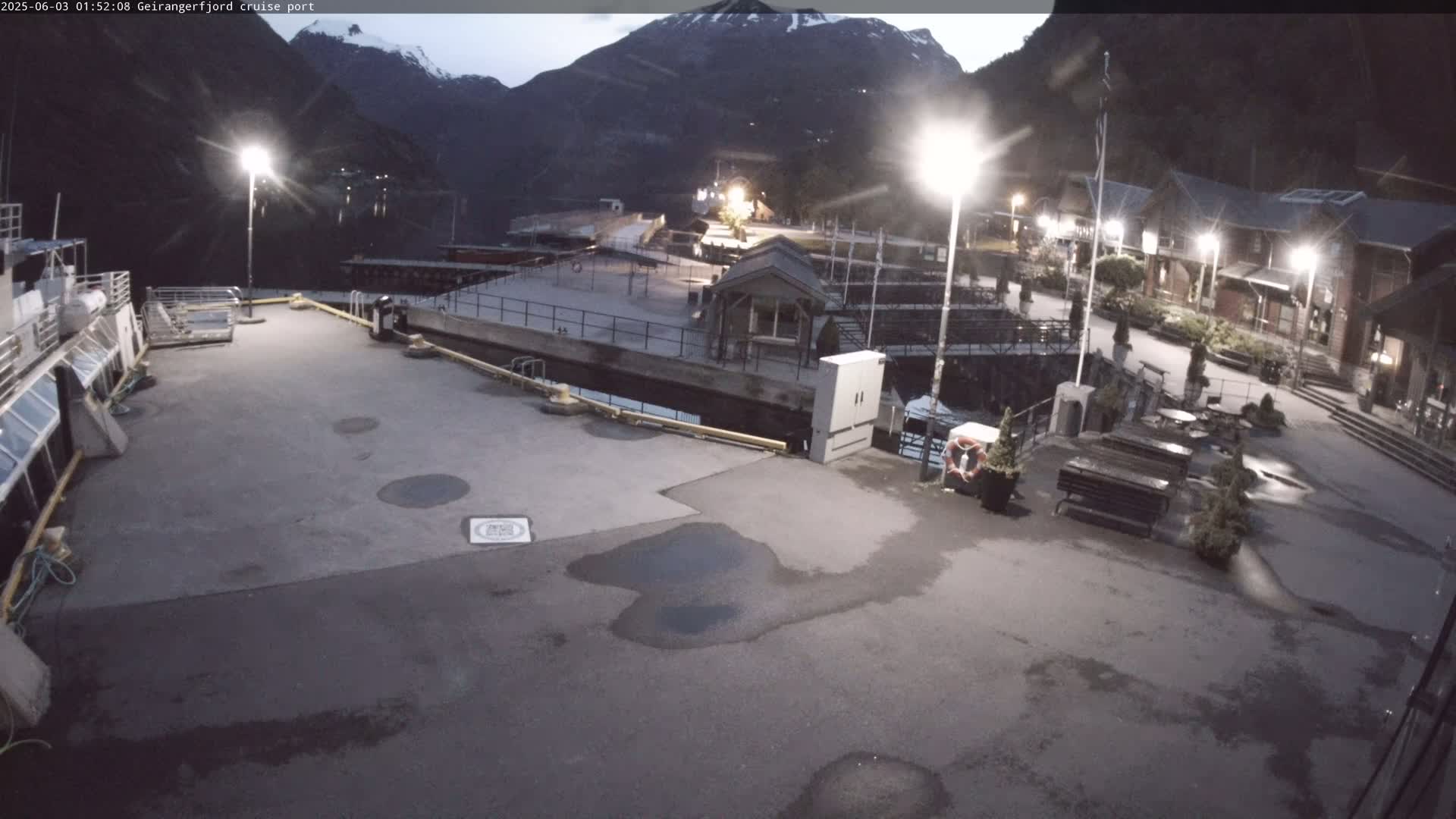 Geiranger Fjord & Cruise Terminal Live Cam -  Stranda, Sunmore, More og Romsdal, Norway
