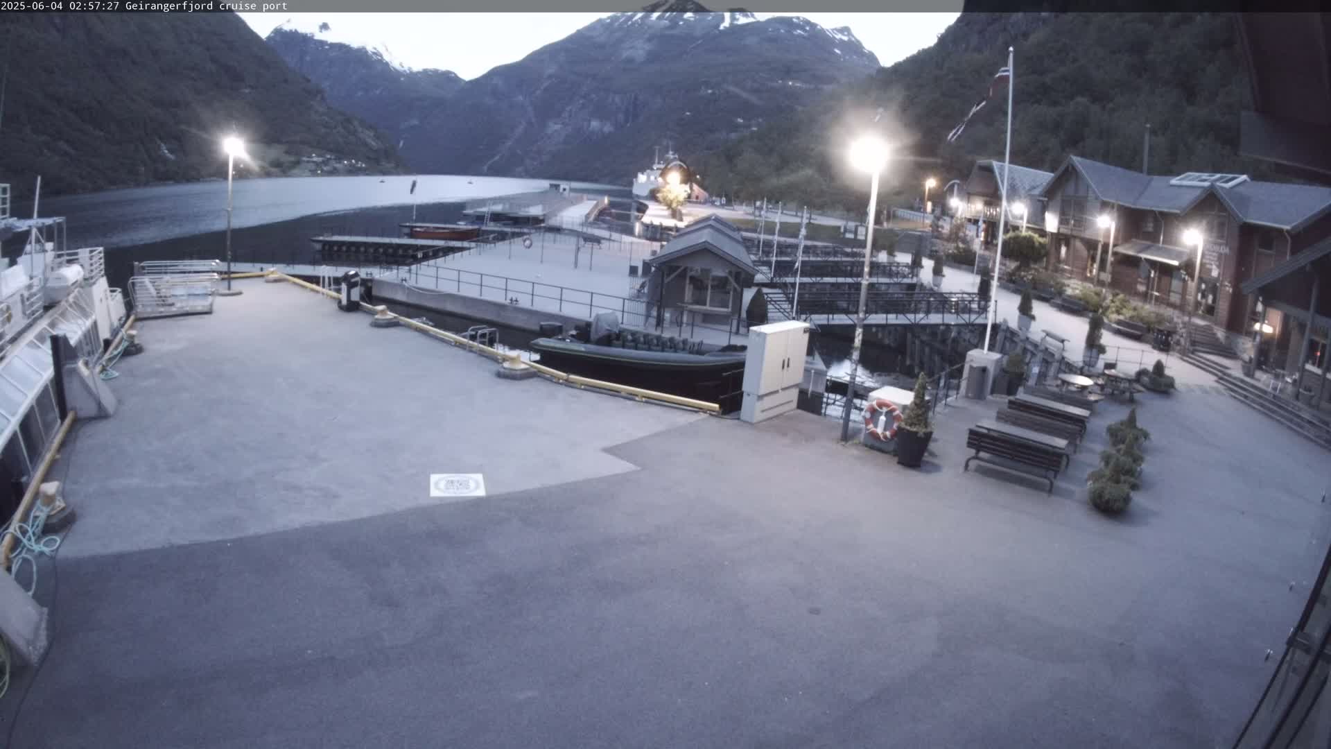 Geiranger Fjord & Cruise Terminal Live Cam -  Stranda, Sunmore, More og Romsdal, Norway