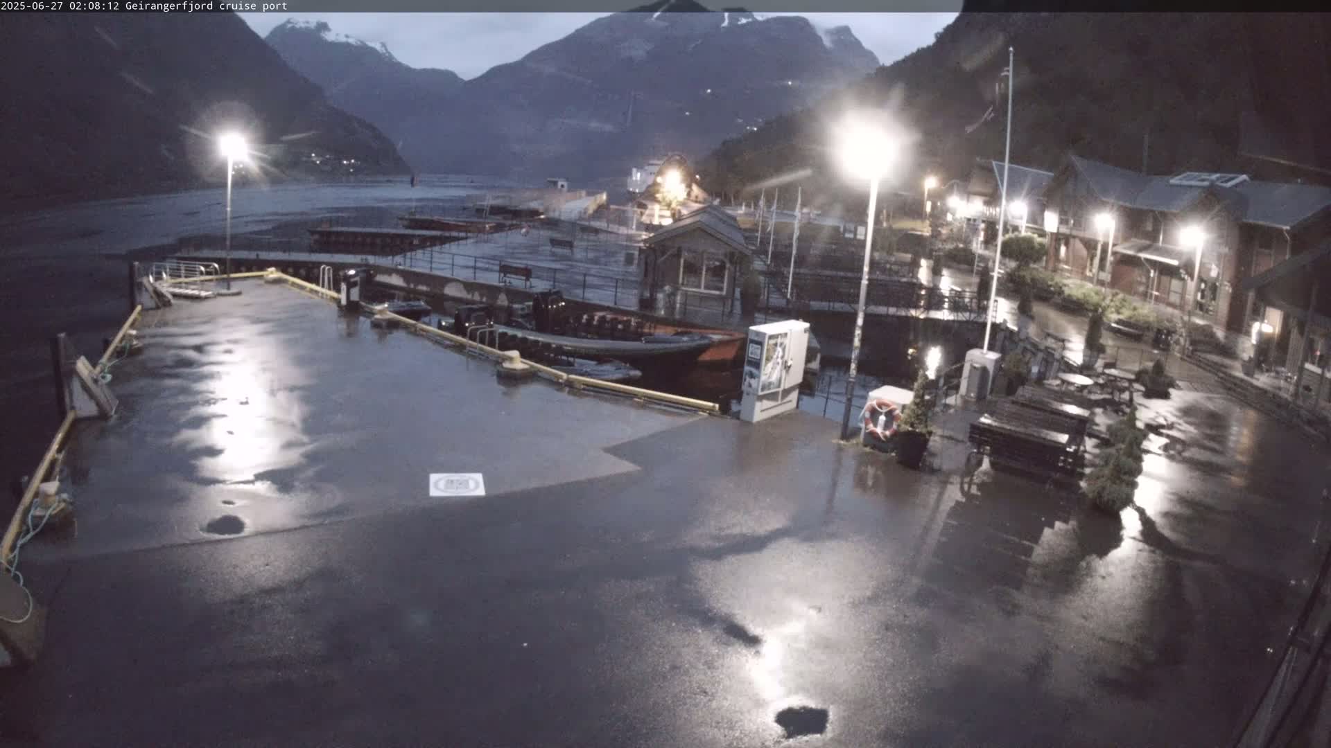 Geiranger Fjord & Cruise Terminal Live Cam -  Stranda, Sunmore, More og Romsdal, Norway