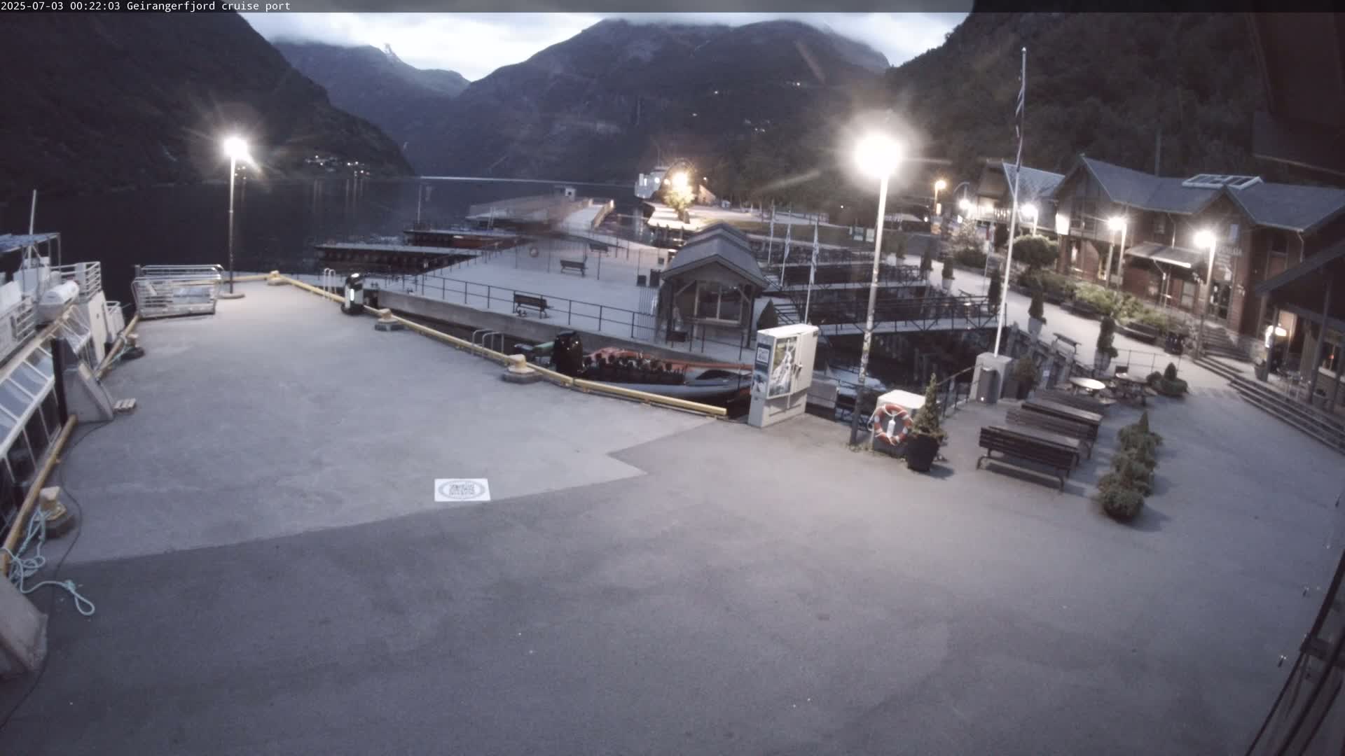Geiranger Fjord & Cruise Terminal Live Cam -  Stranda, Sunmore, More og Romsdal, Norway