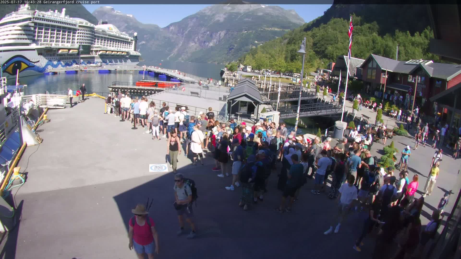 Geiranger Fjord & Cruise Terminal Live Cam -  Stranda, Sunmore, More og Romsdal, Western Norway, Norway