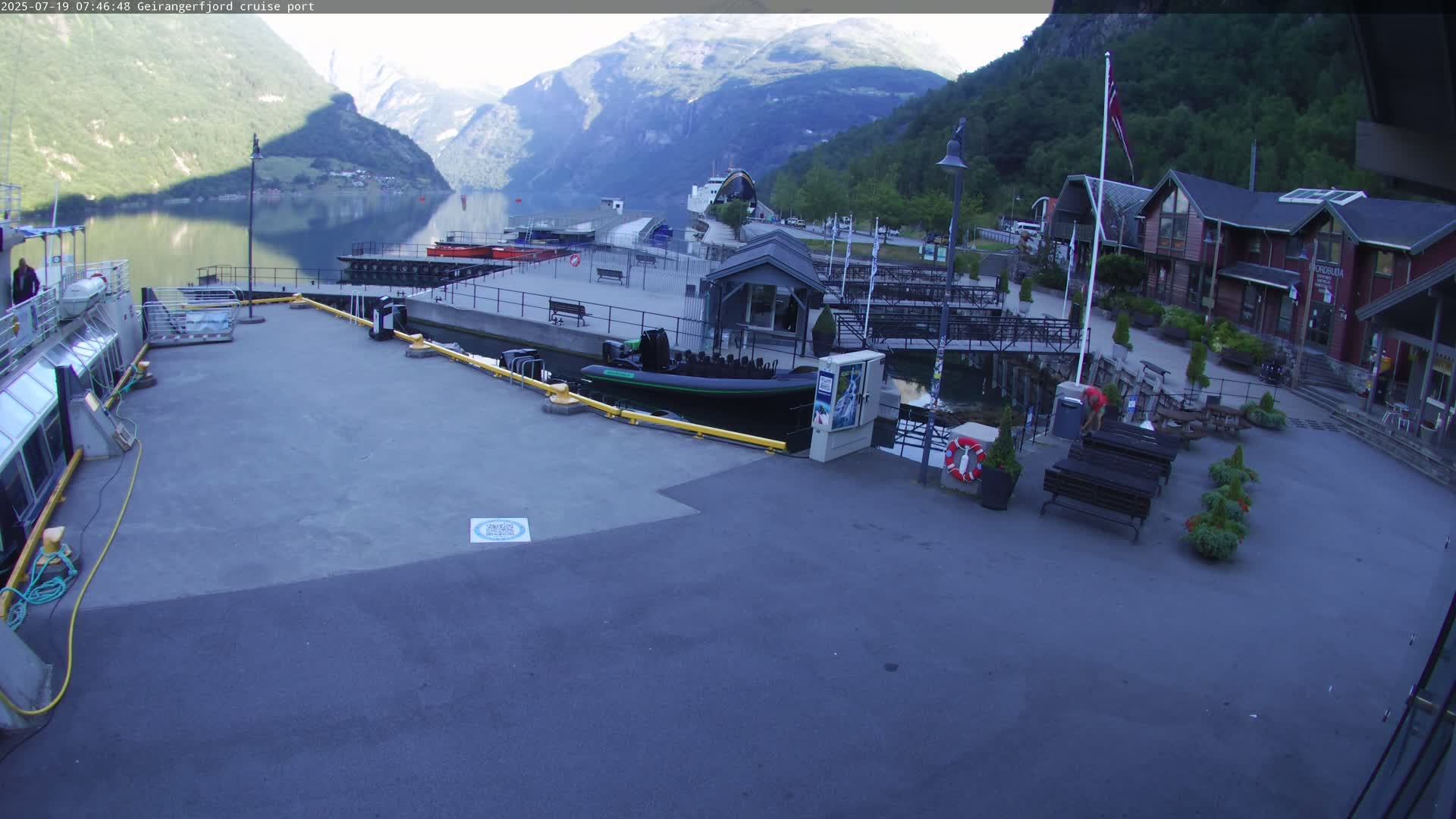 Geiranger Fjord & Cruise Terminal Live Cam -  Stranda, Sunmore, More og Romsdal, Western Norway, Norway