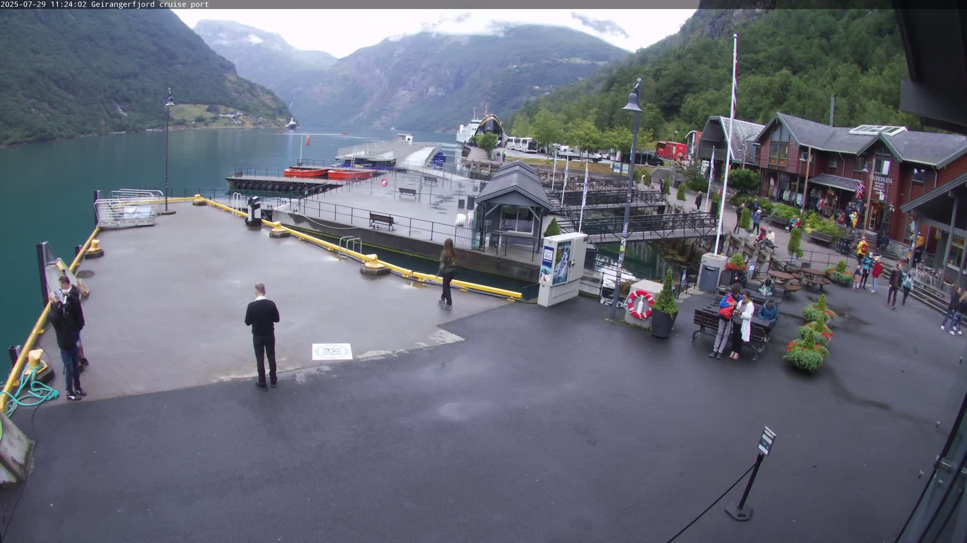 Geiranger Fjord & Cruise Terminal Live Cam -  Stranda, Sunmore, More og Romsdal, Western Norway, Norway