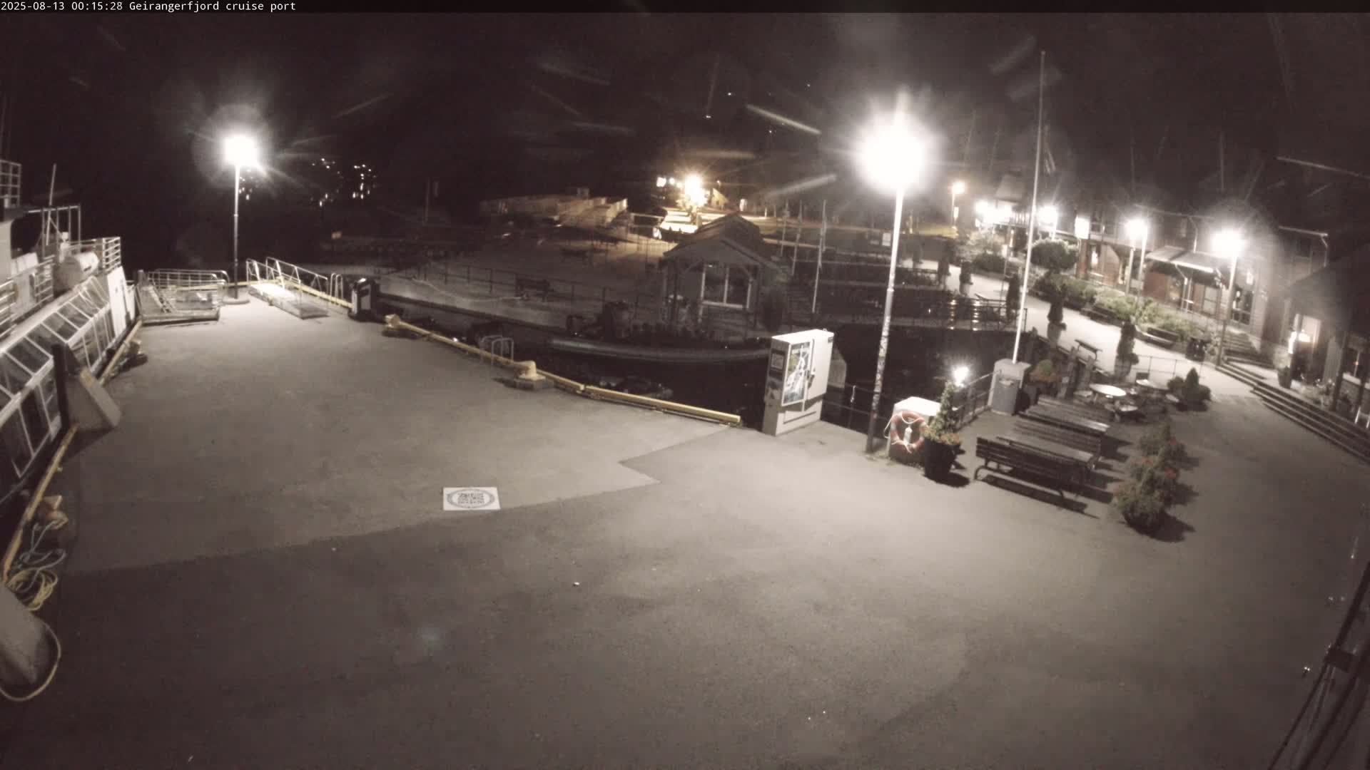 Geiranger Fjord & Cruise Terminal Live Cam -  Stranda, Sunmore, More og Romsdal, Western Norway, Norway