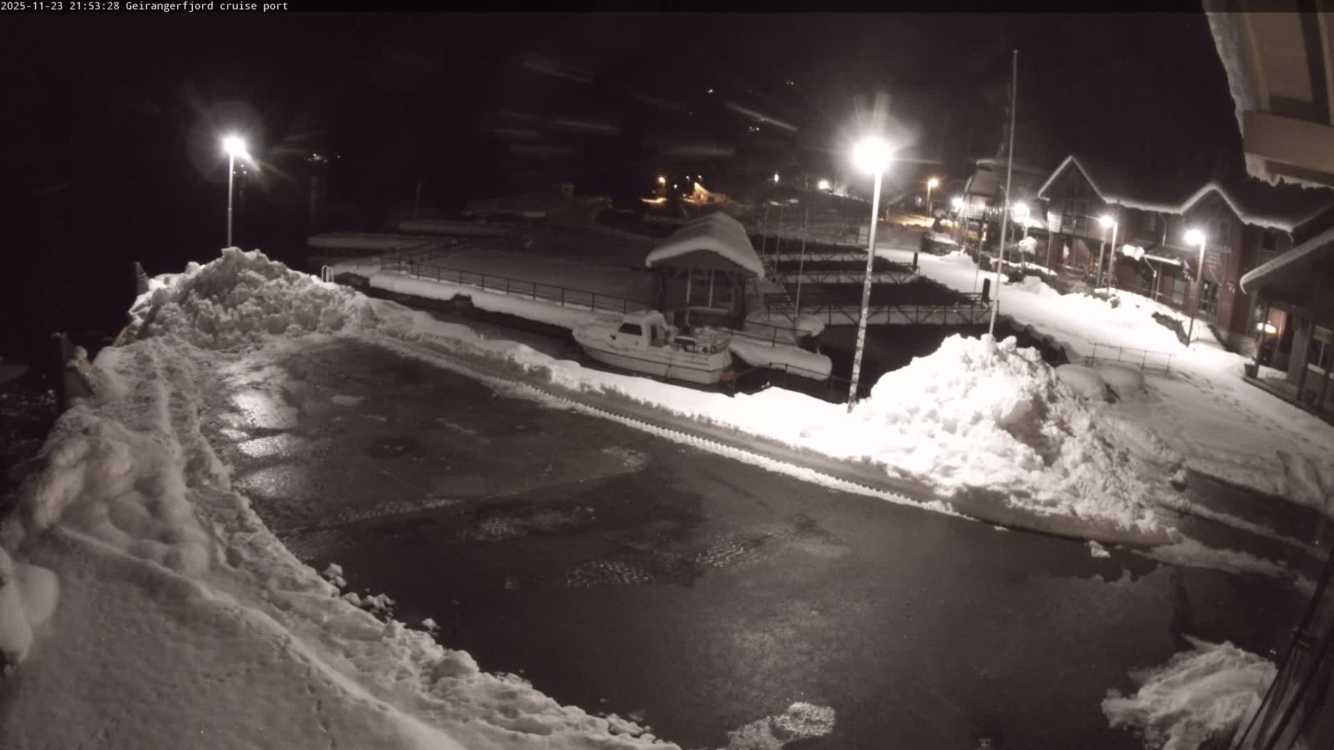 Geiranger Fjord & Cruise Terminal Live Cam -  Stranda, Sunmore, More og Romsdal, Western Norway, Norway