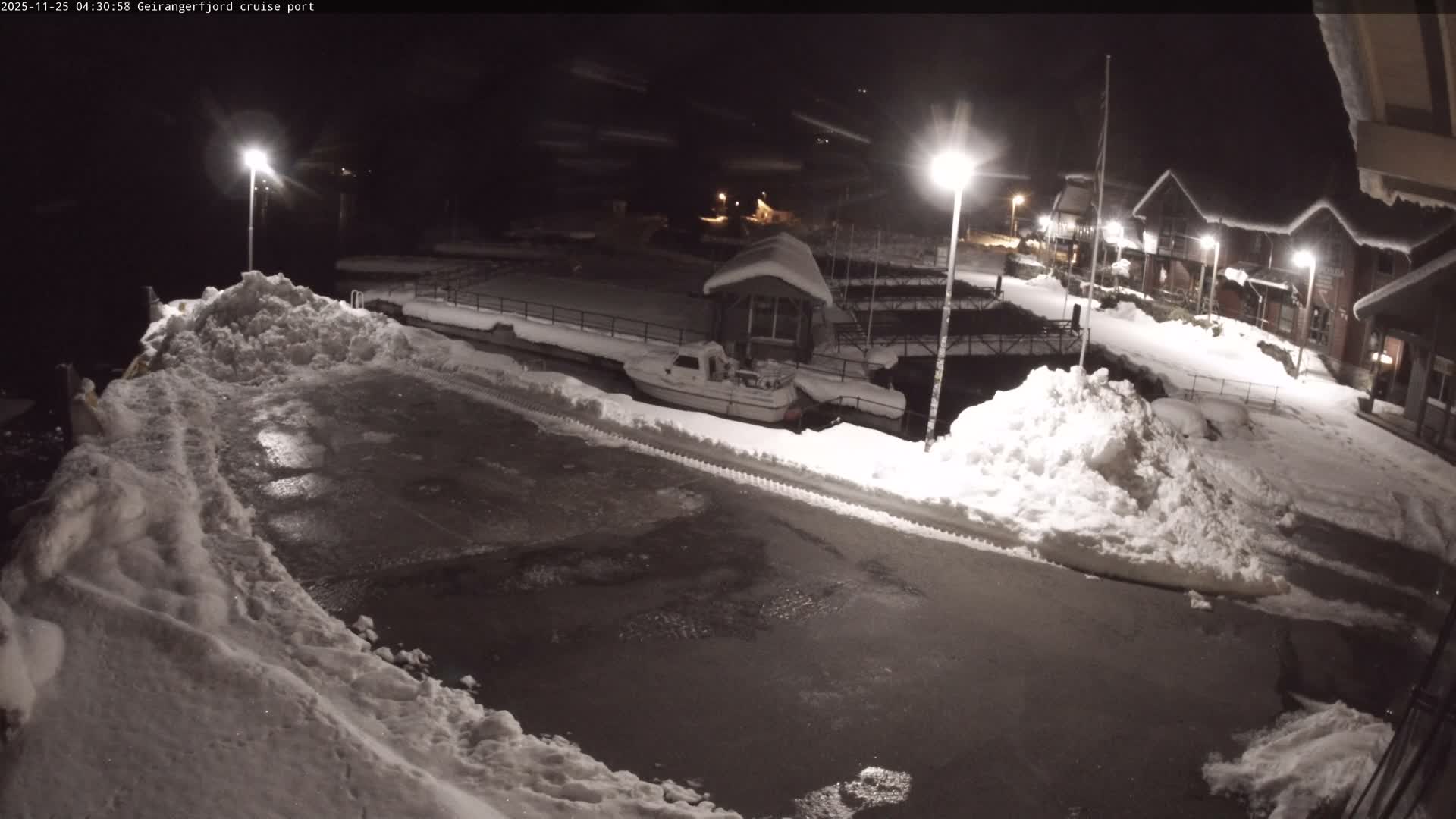 Geiranger Fjord & Cruise Terminal Live Cam -  Stranda, Sunmore, More og Romsdal, Western Norway, Norway