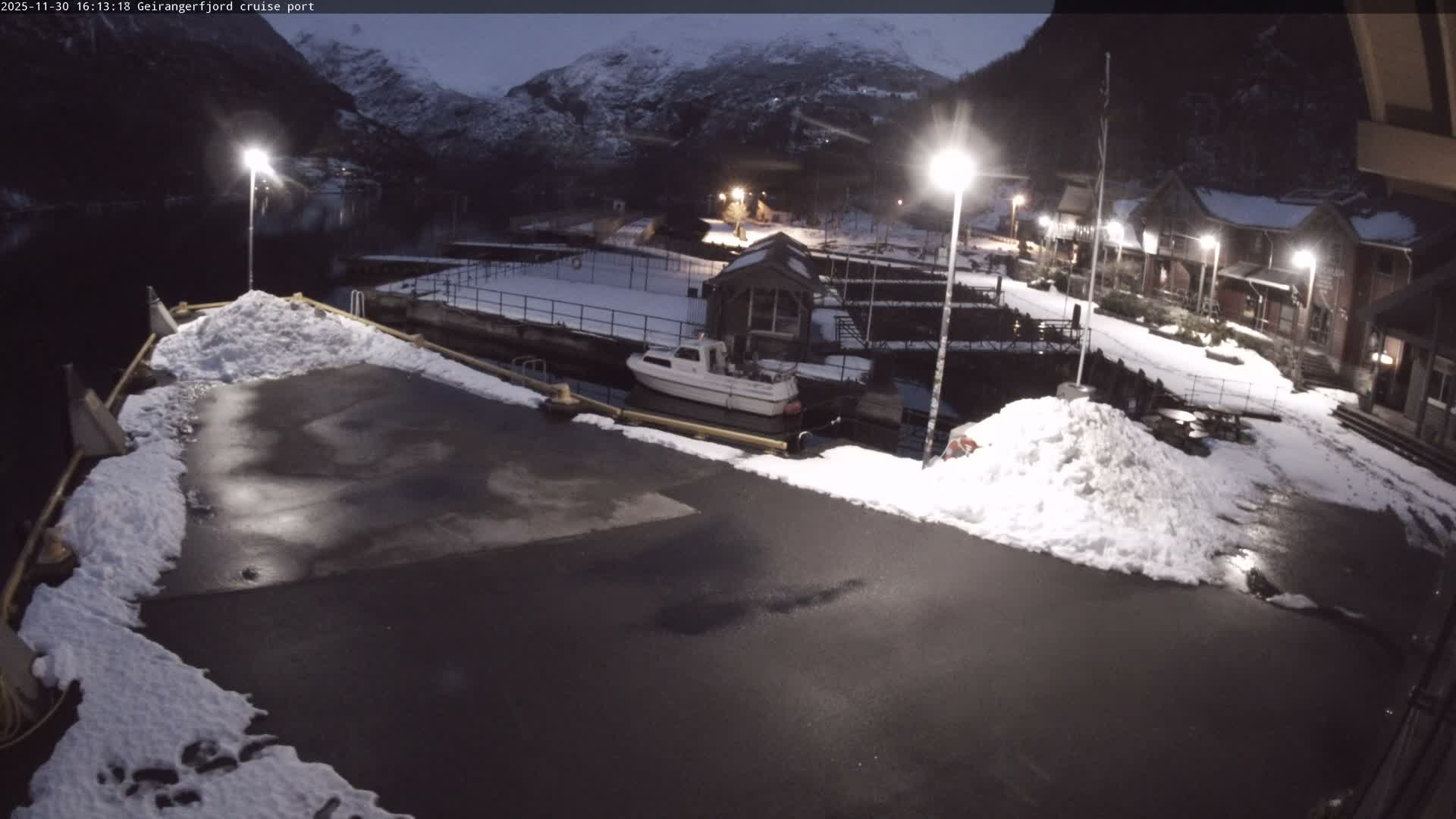 Geiranger Fjord & Cruise Terminal Live Cam -  Stranda, Sunmore, More og Romsdal, Western Norway, Norway