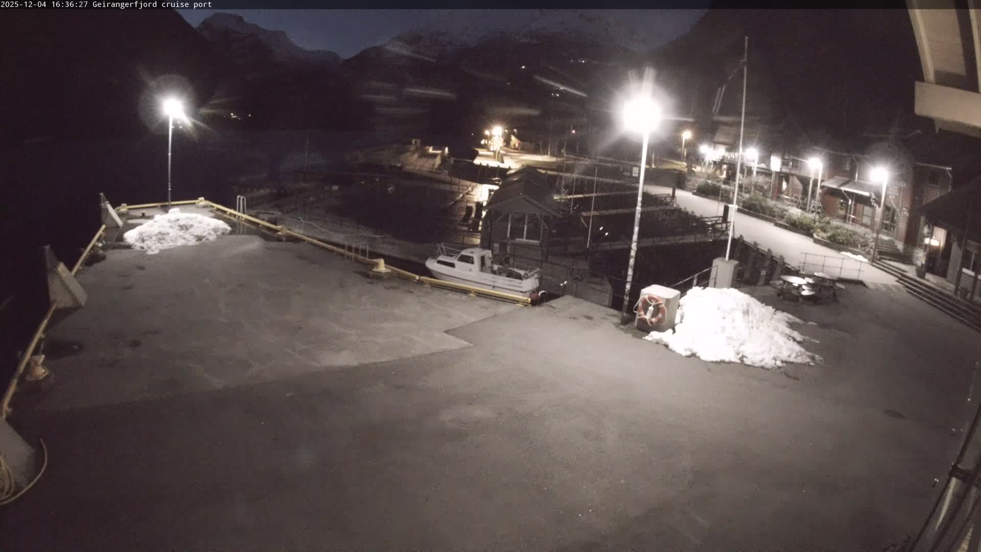 Geiranger Fjord & Cruise Terminal Live Cam -  Stranda, Sunmore, More og Romsdal, Western Norway, Norway