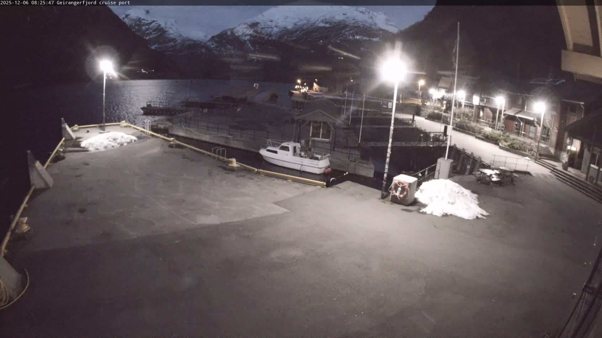 Geiranger Fjord & Cruise Terminal Live Cam -  Stranda, Sunmore, More og Romsdal, Western Norway, Norway
