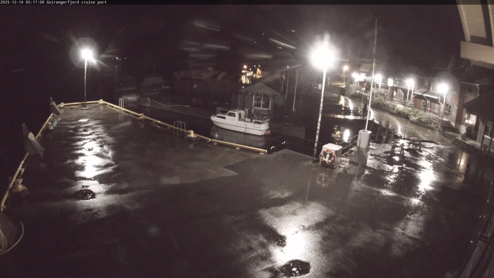 Geiranger Fjord & Cruise Terminal Live Cam -  Stranda, Sunmore, More og Romsdal, Western Norway, Norway