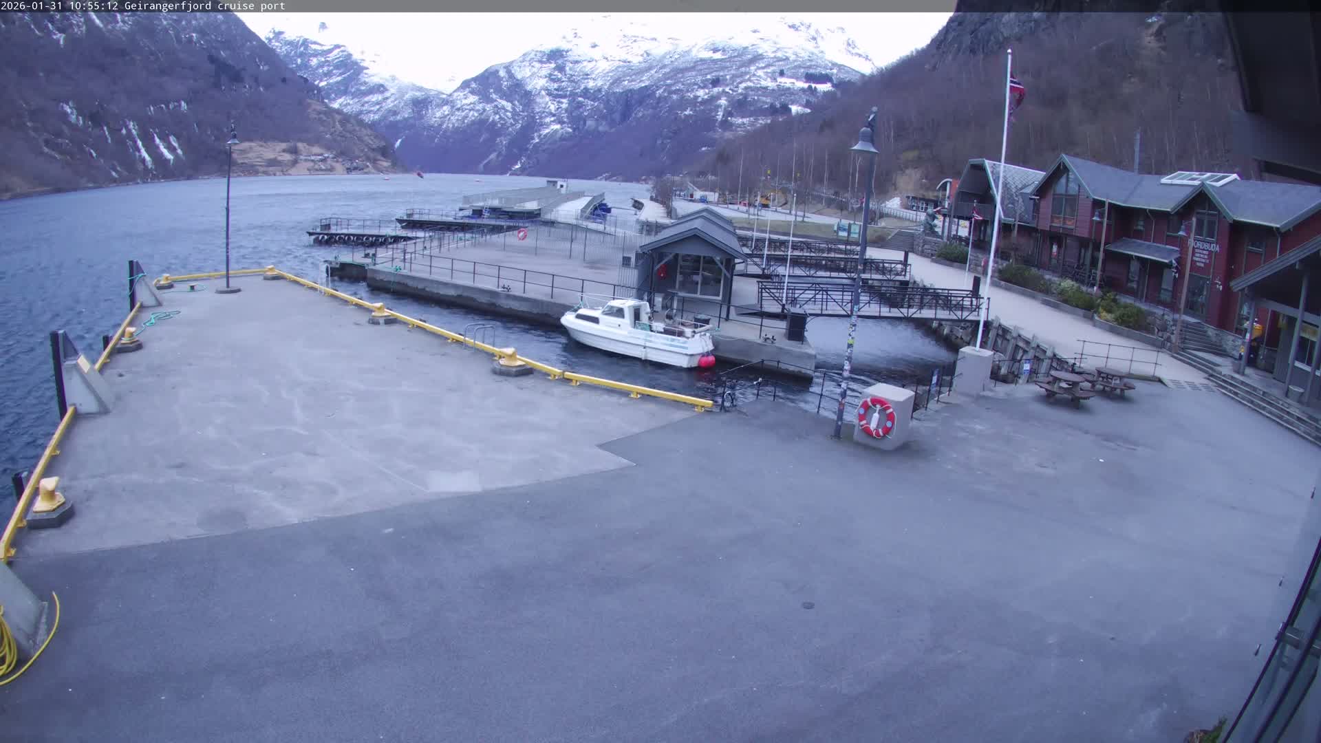 Geiranger Fjord & Cruise Terminal Live Cam -  Stranda, Sunmore, More og Romsdal, Western Norway, Norway