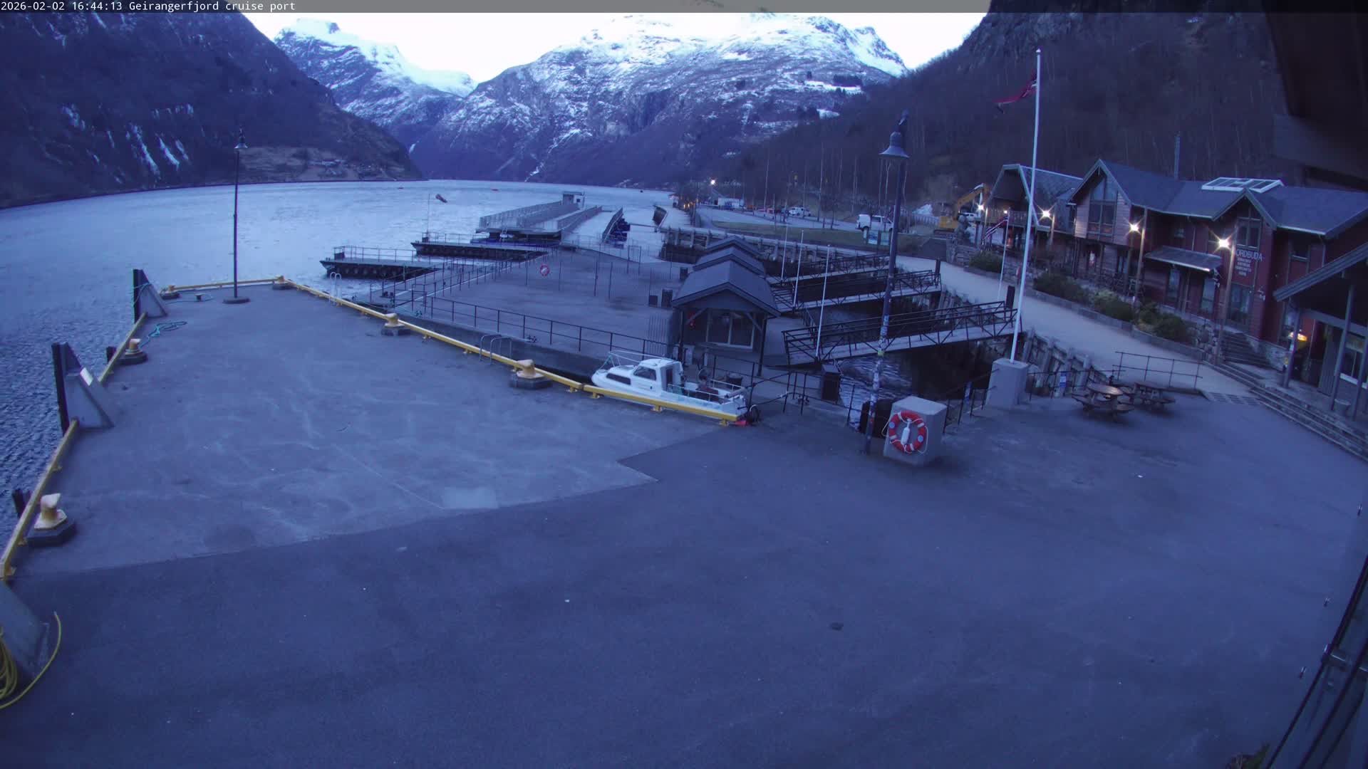 Geiranger Fjord & Cruise Terminal Live Cam -  Stranda, Sunmore, More og Romsdal, Western Norway, Norway