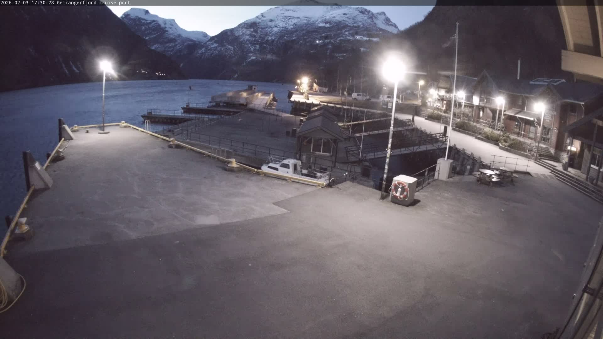 Geiranger Fjord & Cruise Terminal Live Cam -  Stranda, Sunmore, More og Romsdal, Western Norway, Norway