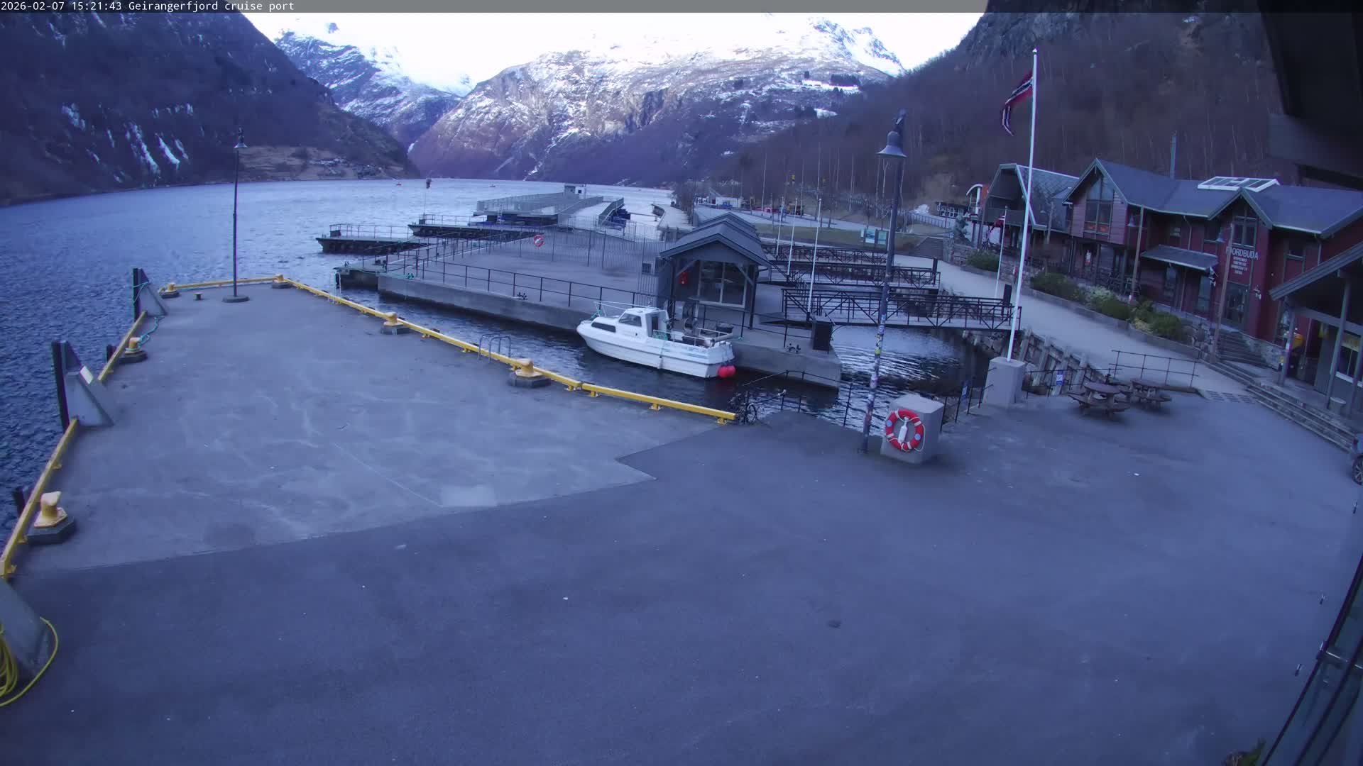 Geiranger Fjord & Cruise Terminal Live Cam -  Stranda, Sunmore, More og Romsdal, Western Norway, Norway